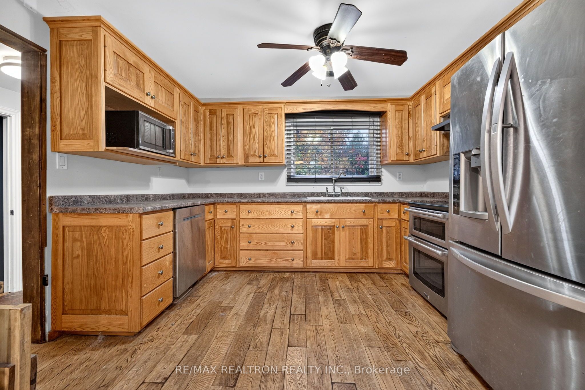 9418 Danforth Road E Property Photo 17