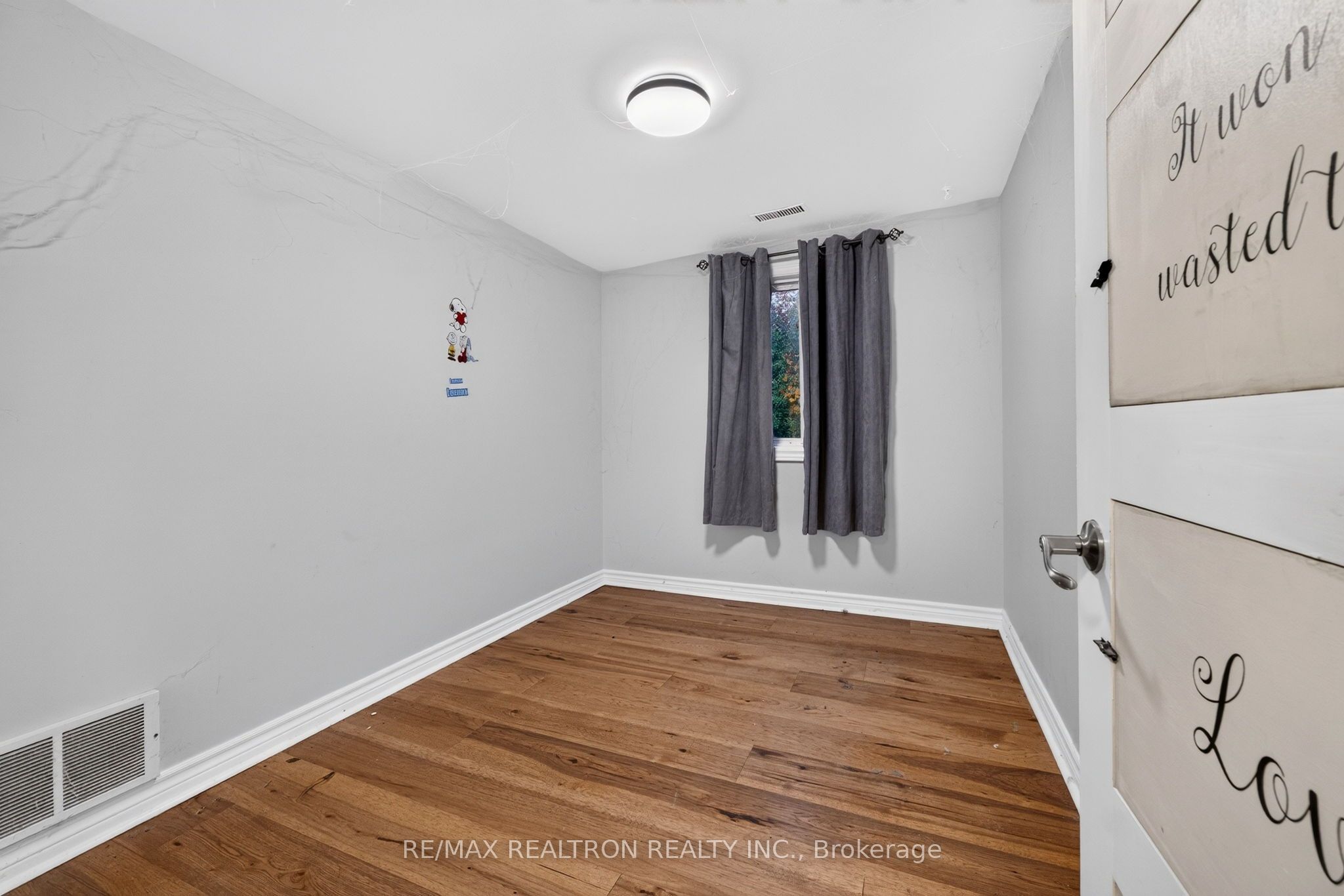 9418 Danforth Road E Property Photo 22