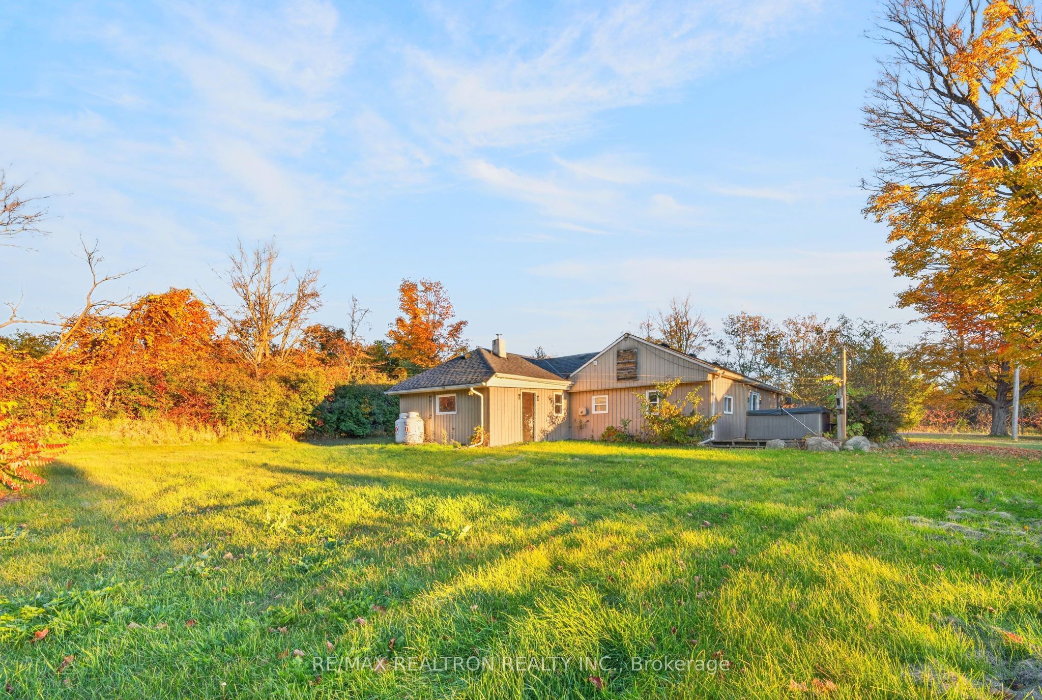 9418 Danforth Road E Property Photo 30