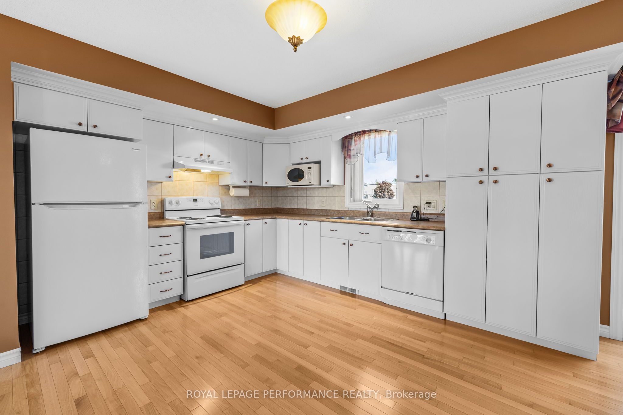 71 Faucher Boulevard Property Photo 8
