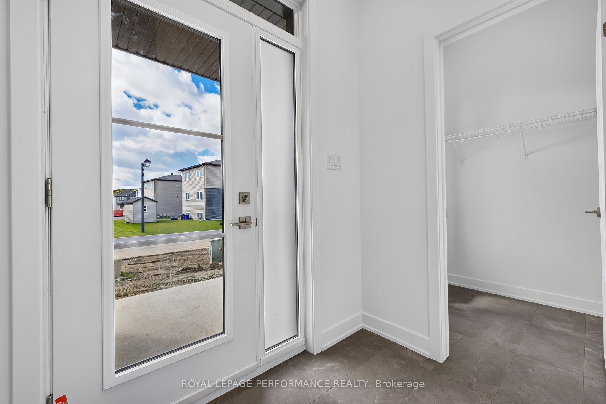 1367 Diamond Street Property Photo 2