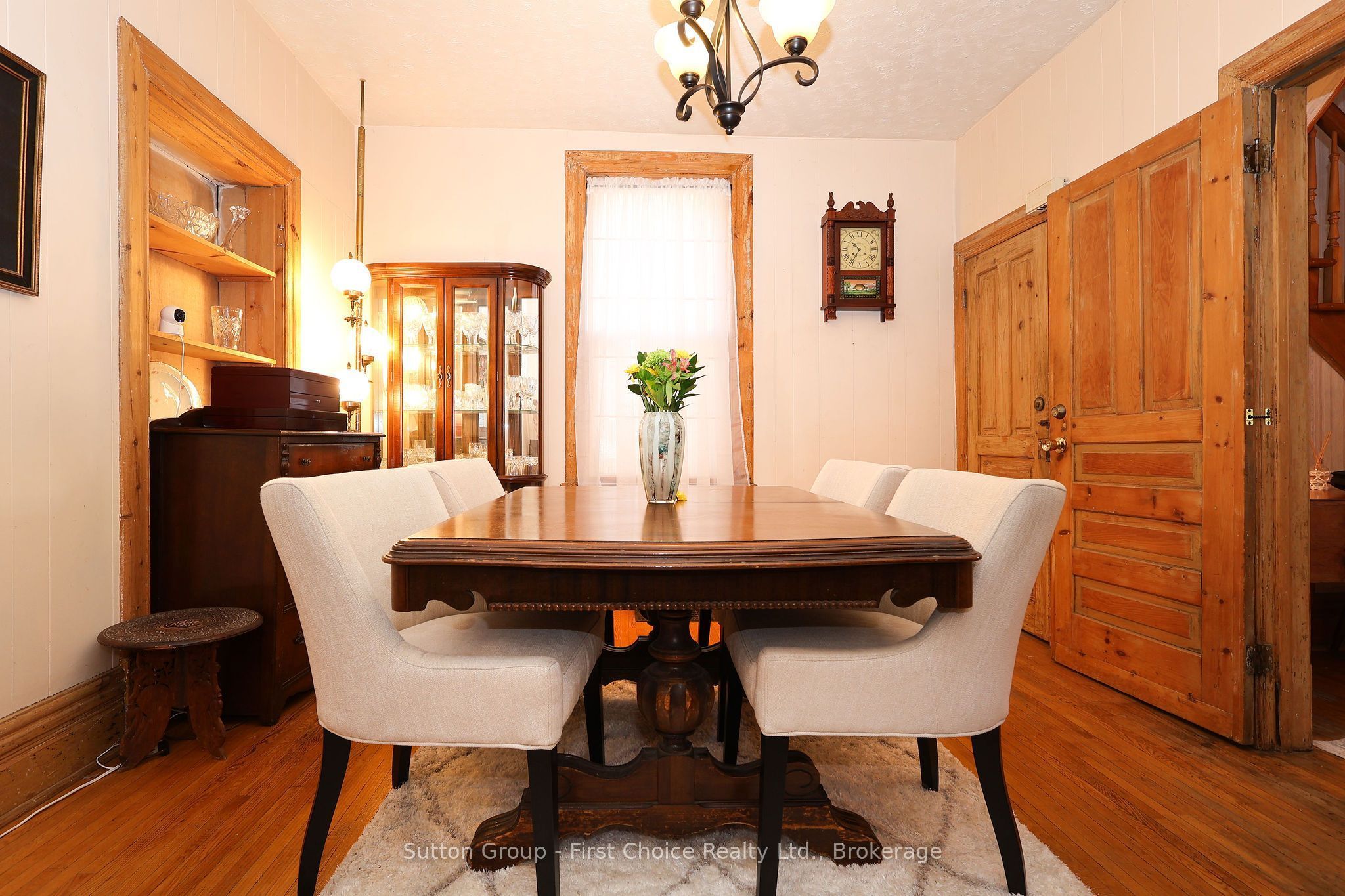 257 Ontario Street Property Photo 17