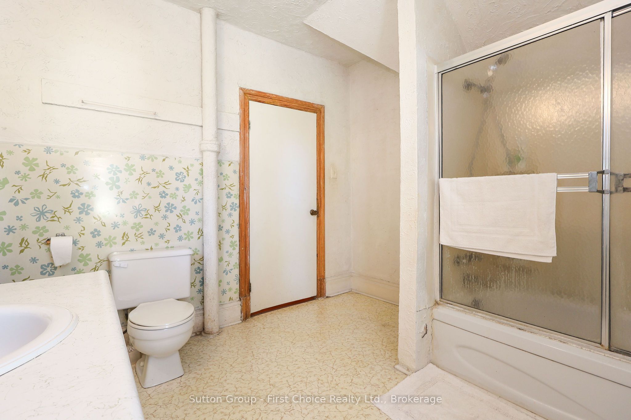 257 Ontario Street Property Photo 31