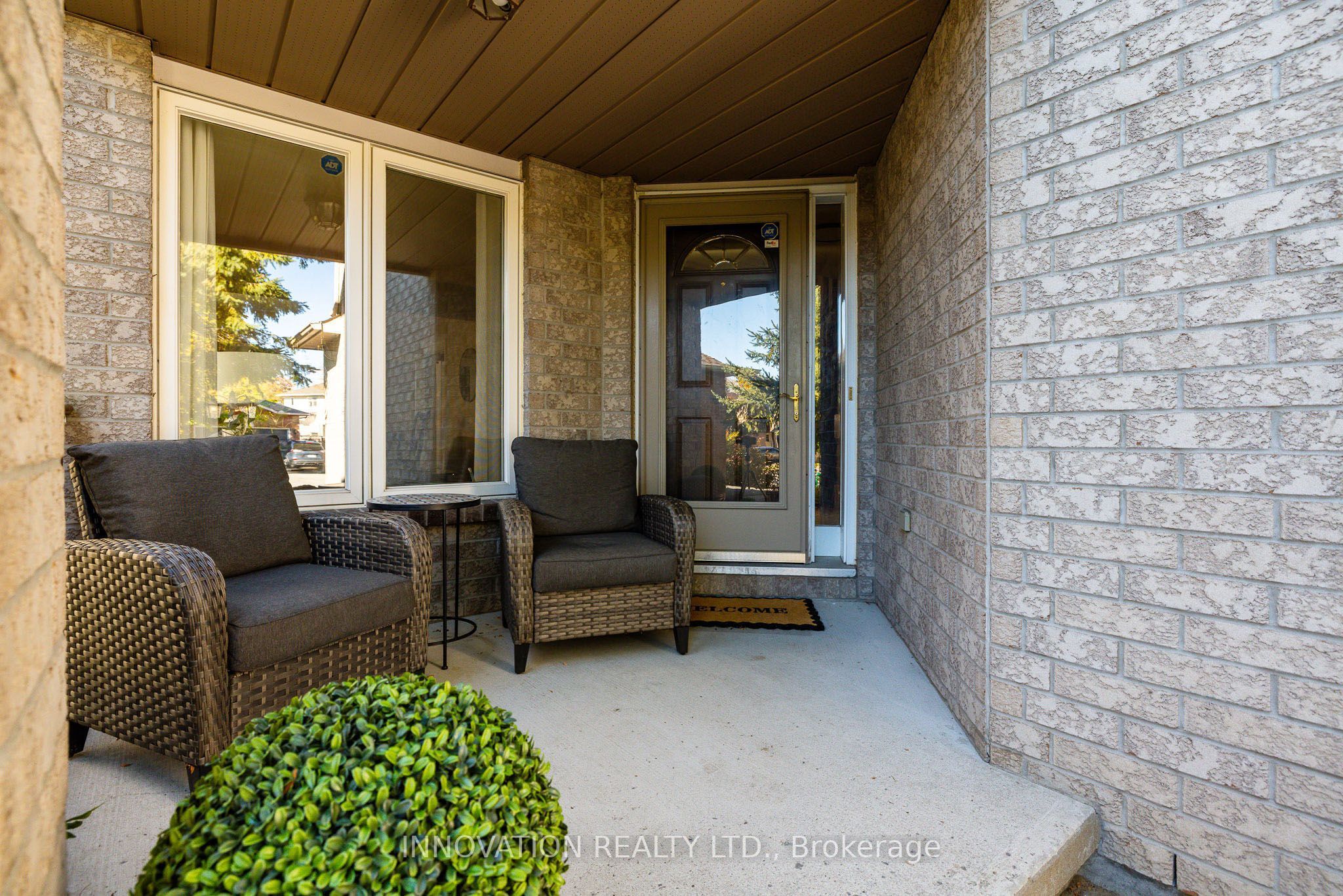 48 Nakota Way Property Photo 3
