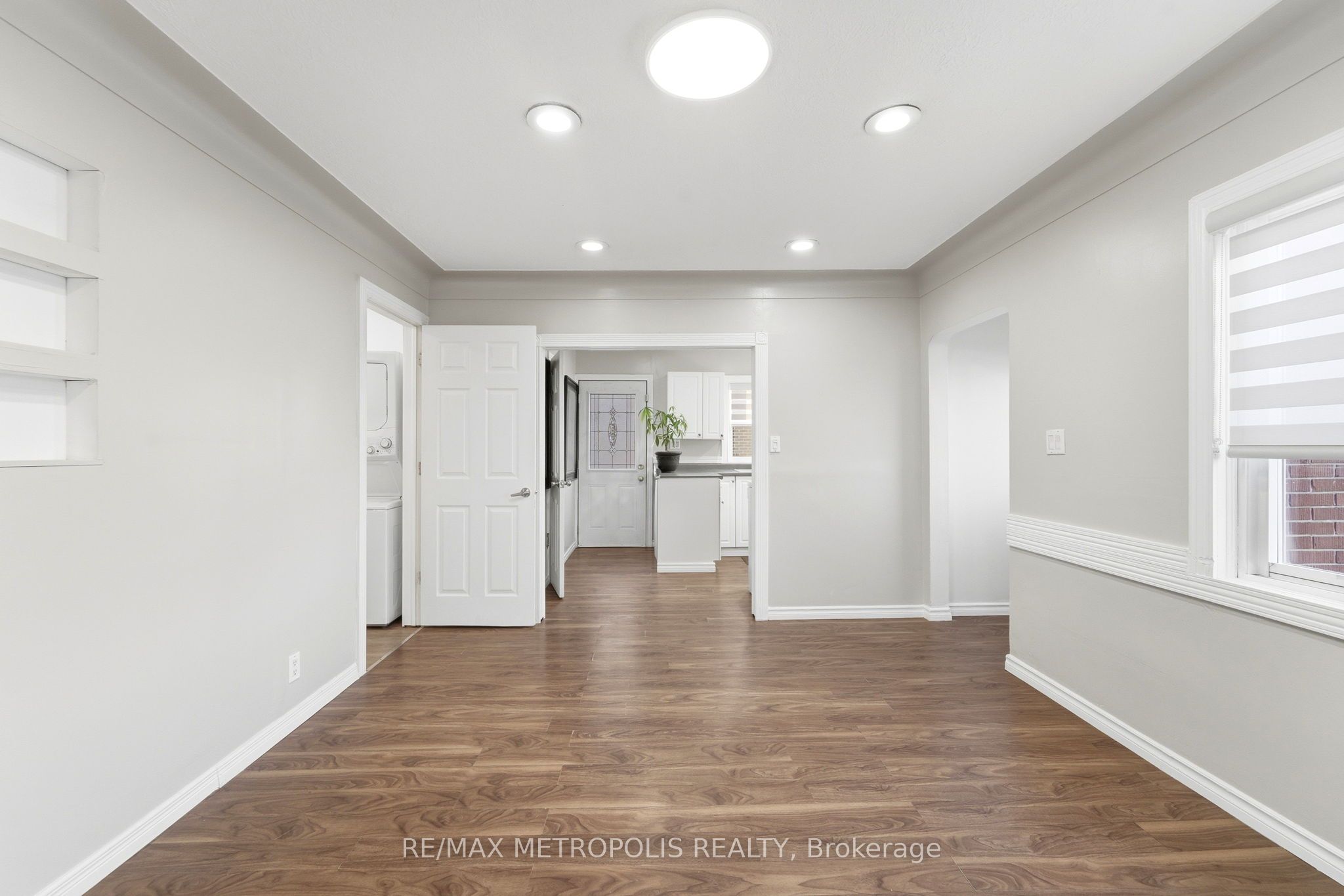 56 Charing Cross Street Main Fl Property Photo 8