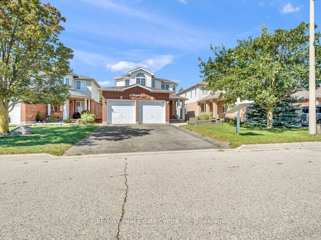 61 Moffatt Lane Property Photo 2