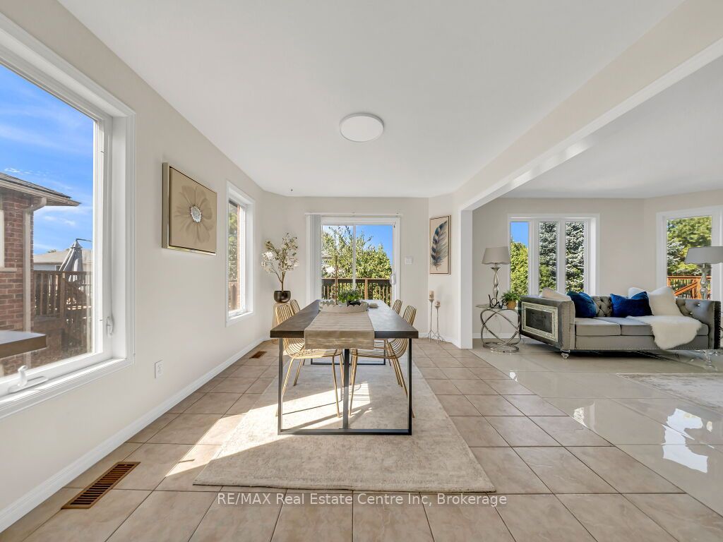 61 Moffatt Lane Property Photo 11