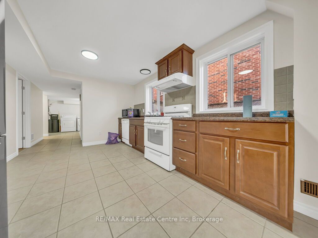 61 Moffatt Lane Property Photo 33