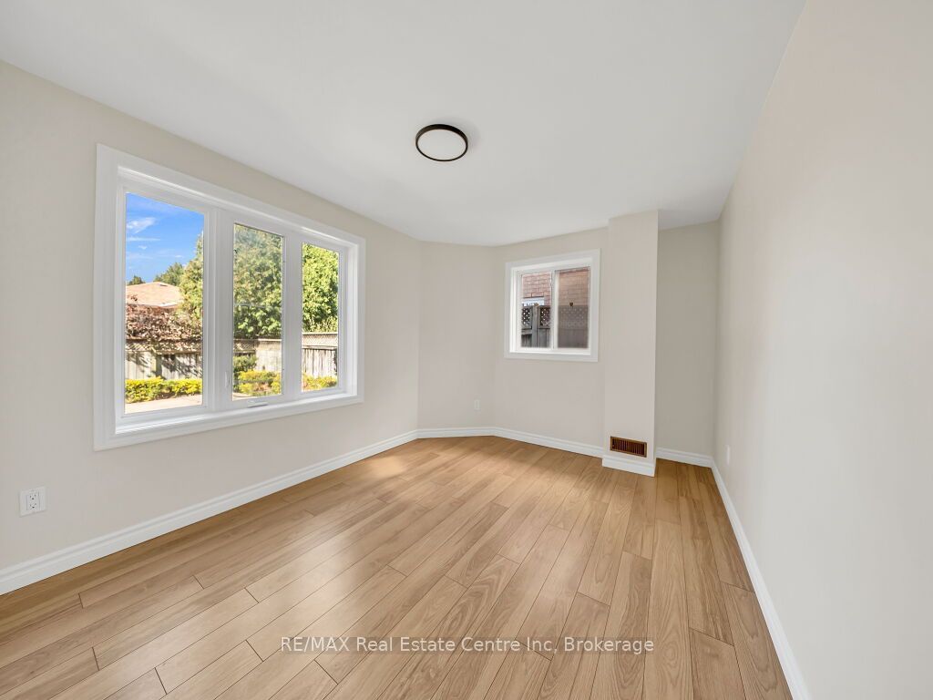 61 Moffatt Lane Property Photo 35
