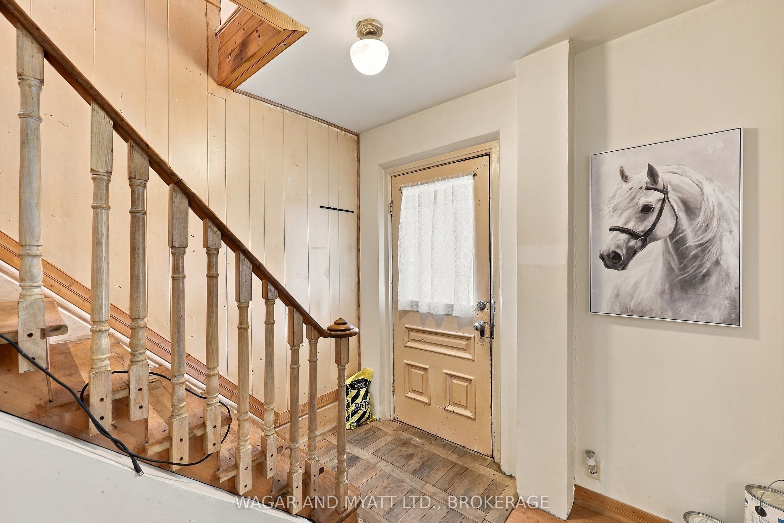 137 Green Street Property Photo 9