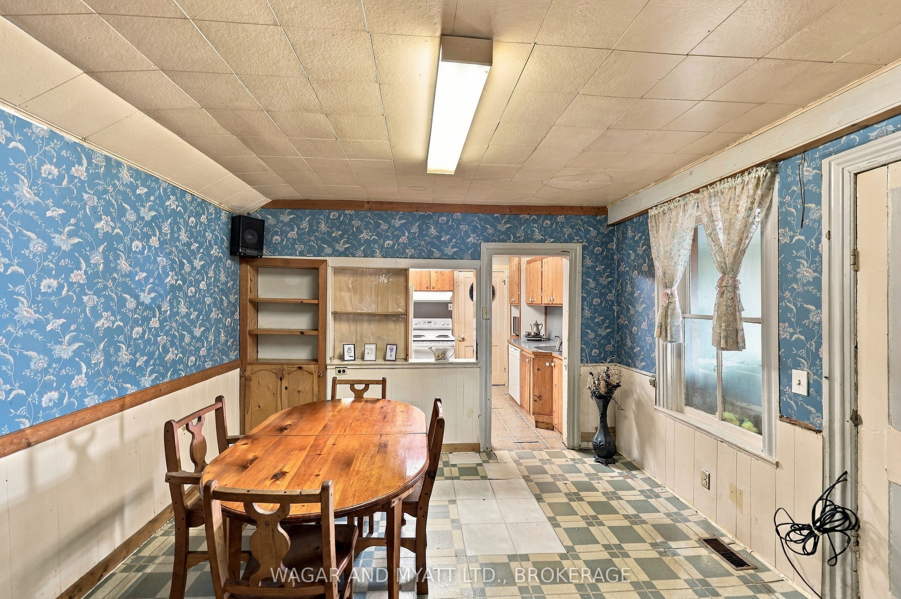 137 Green Street Property Photo 16