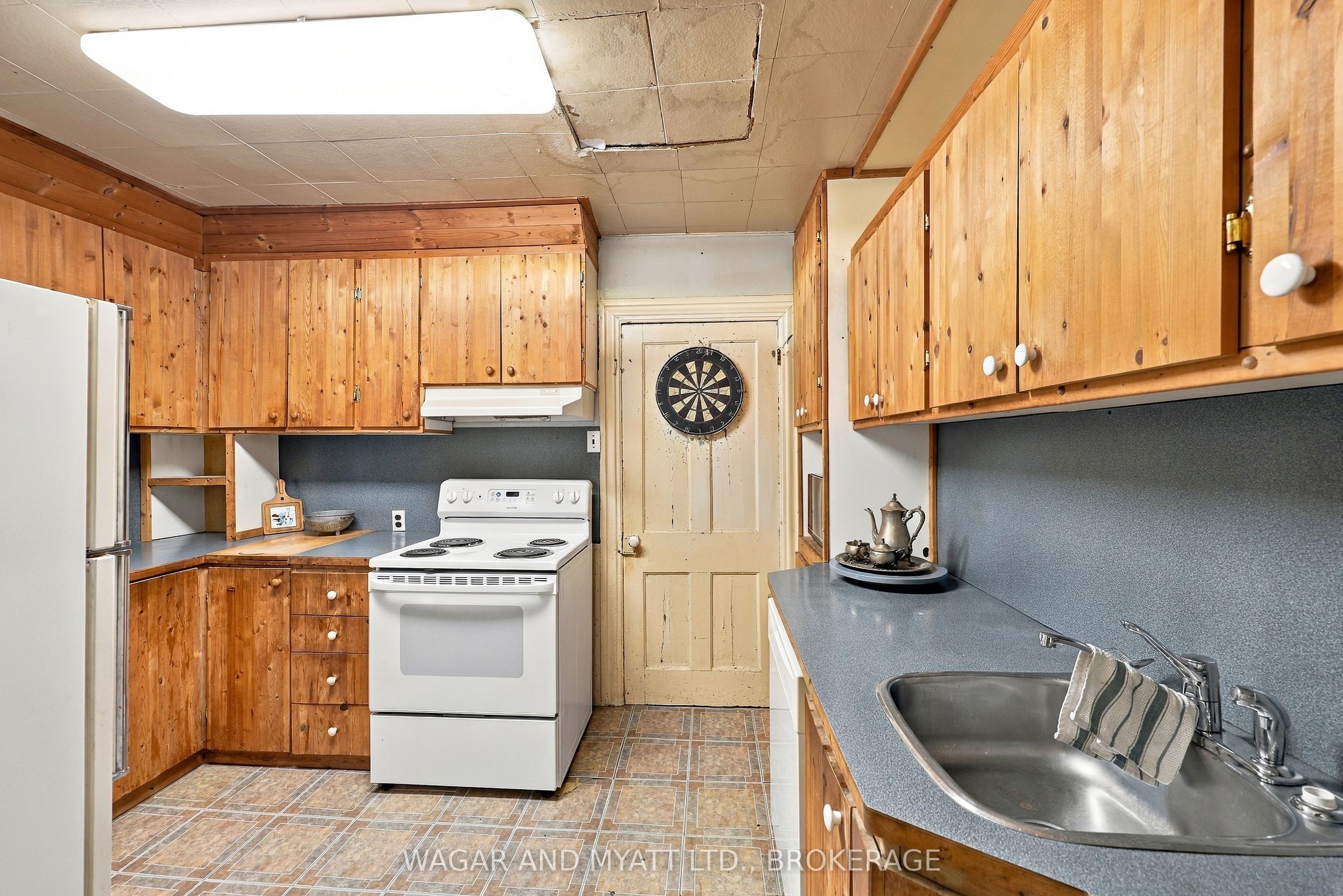 137 Green Street Property Photo 19