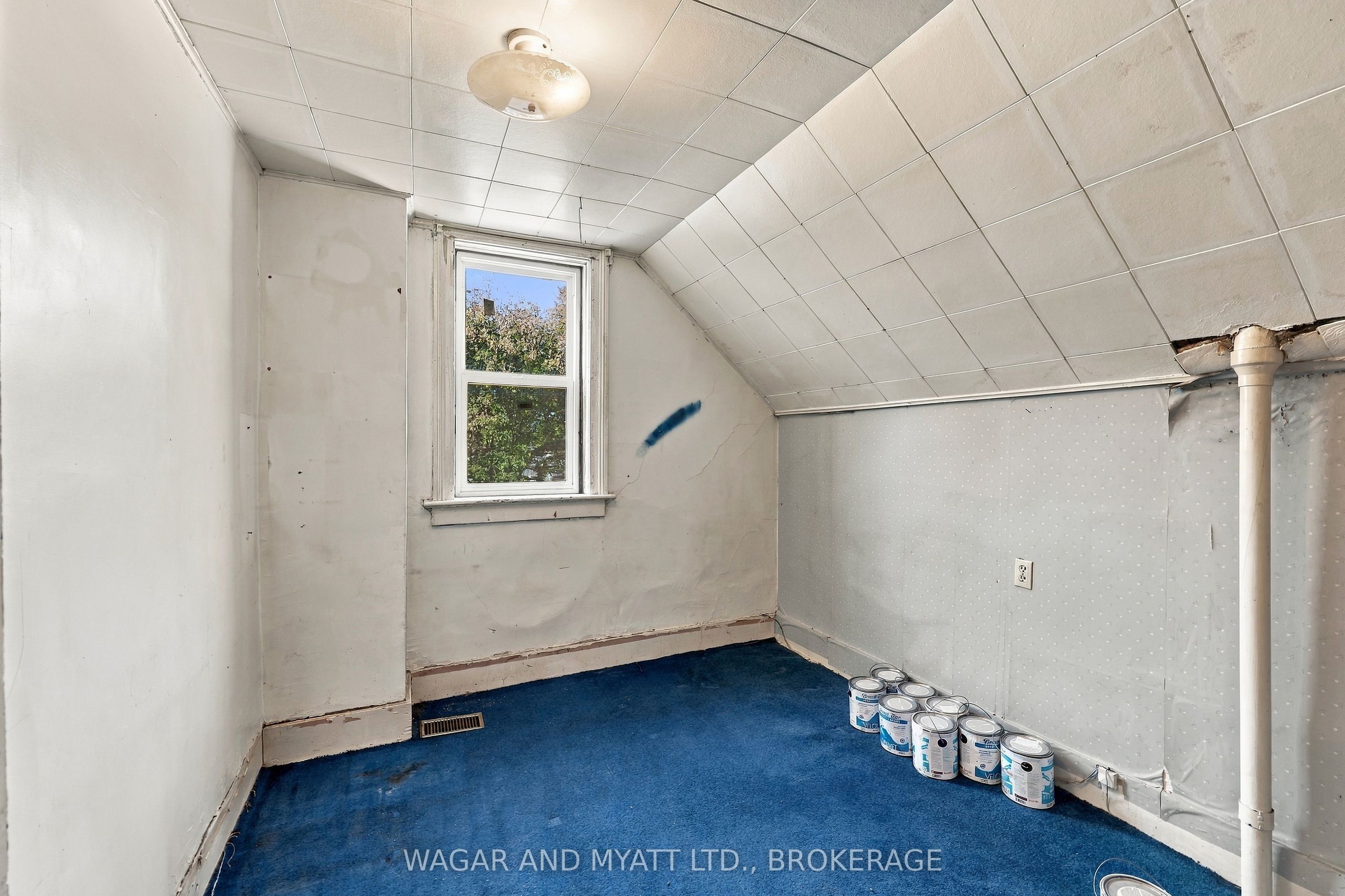 137 Green Street Property Photo 22