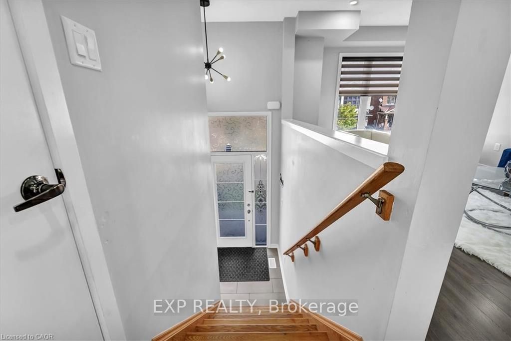 94 Crafter Crescent Property Photo 2