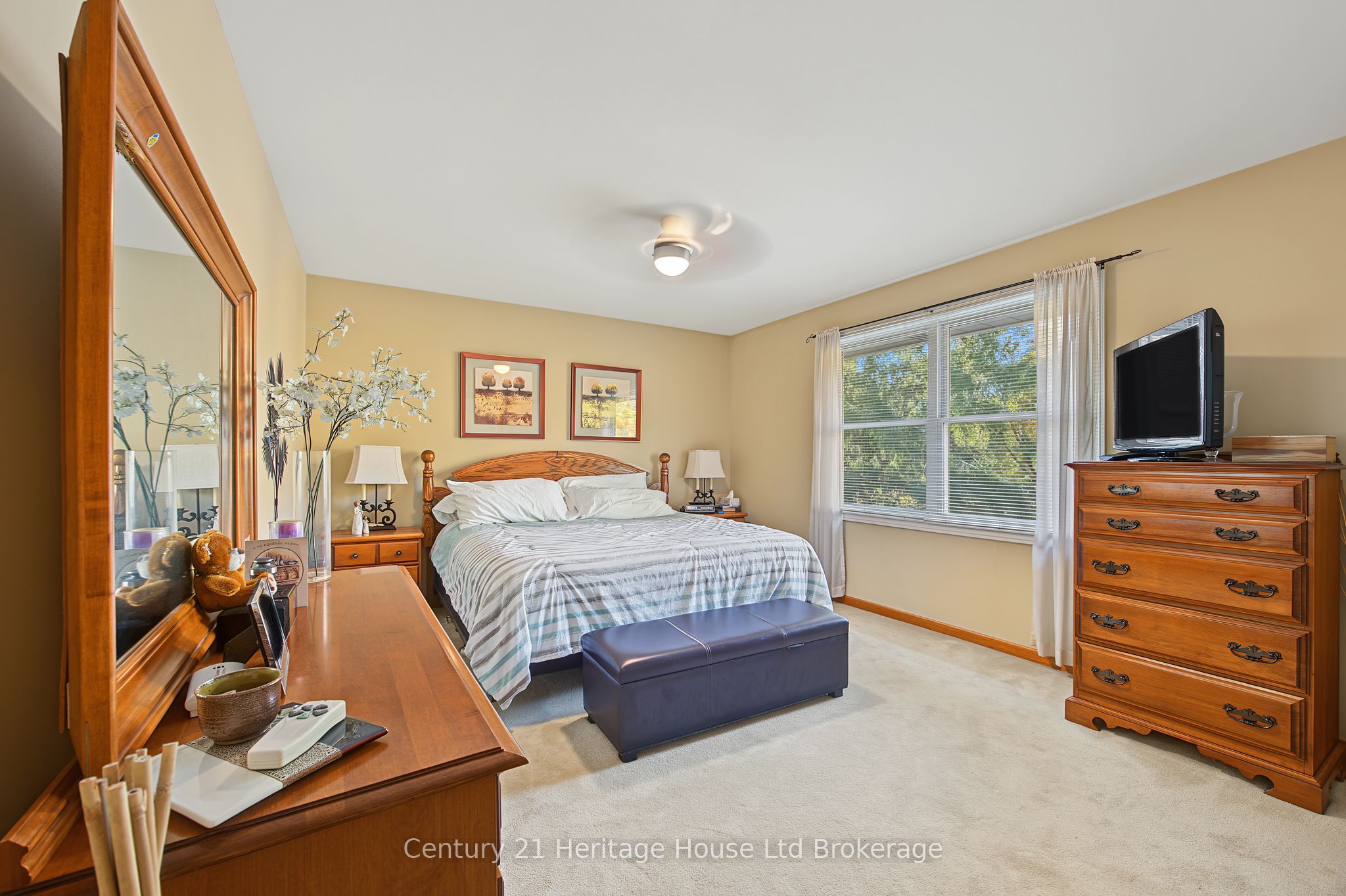 29 Devon Court Property Photo 16