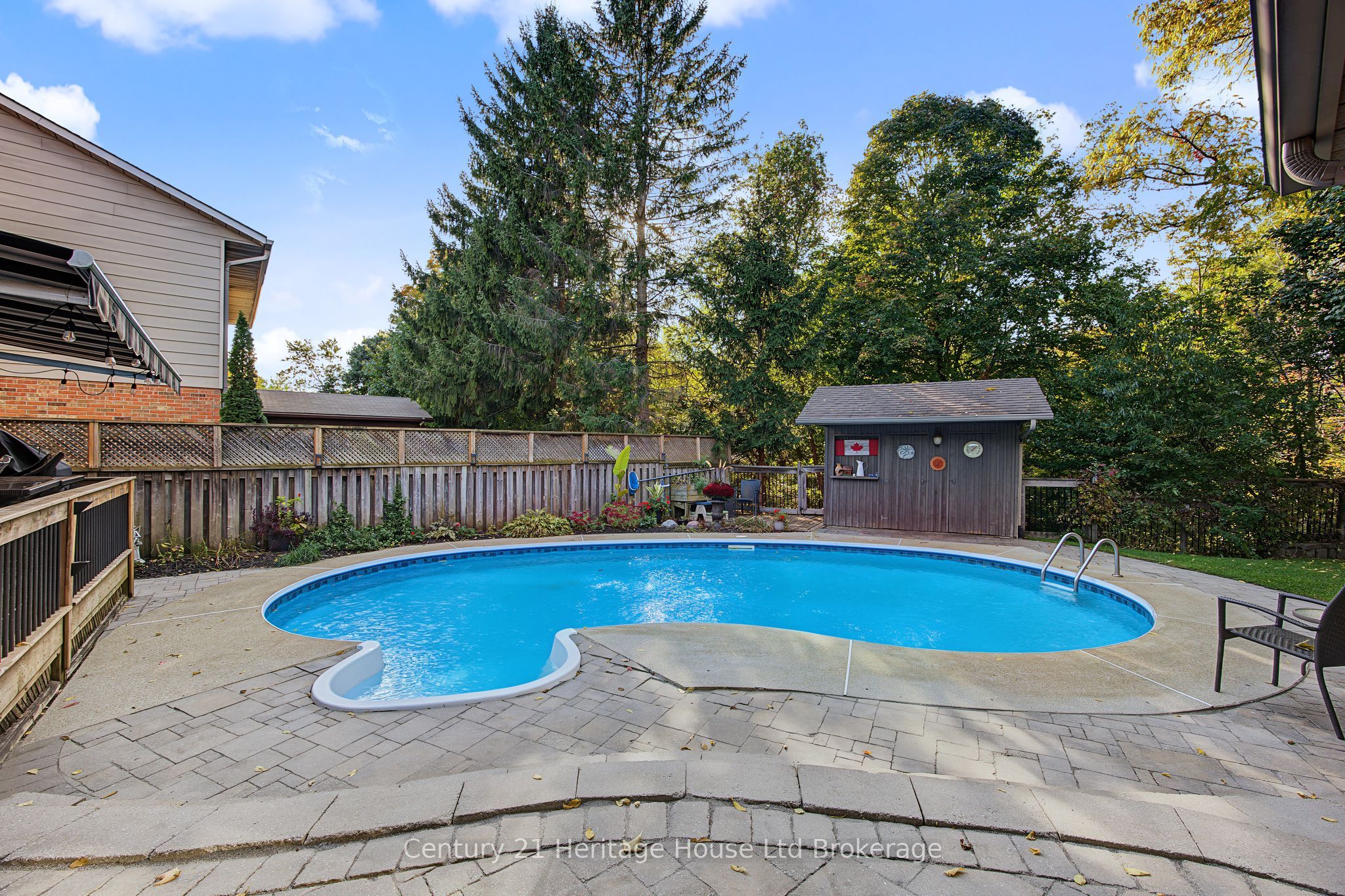 29 Devon Court Property Photo 26