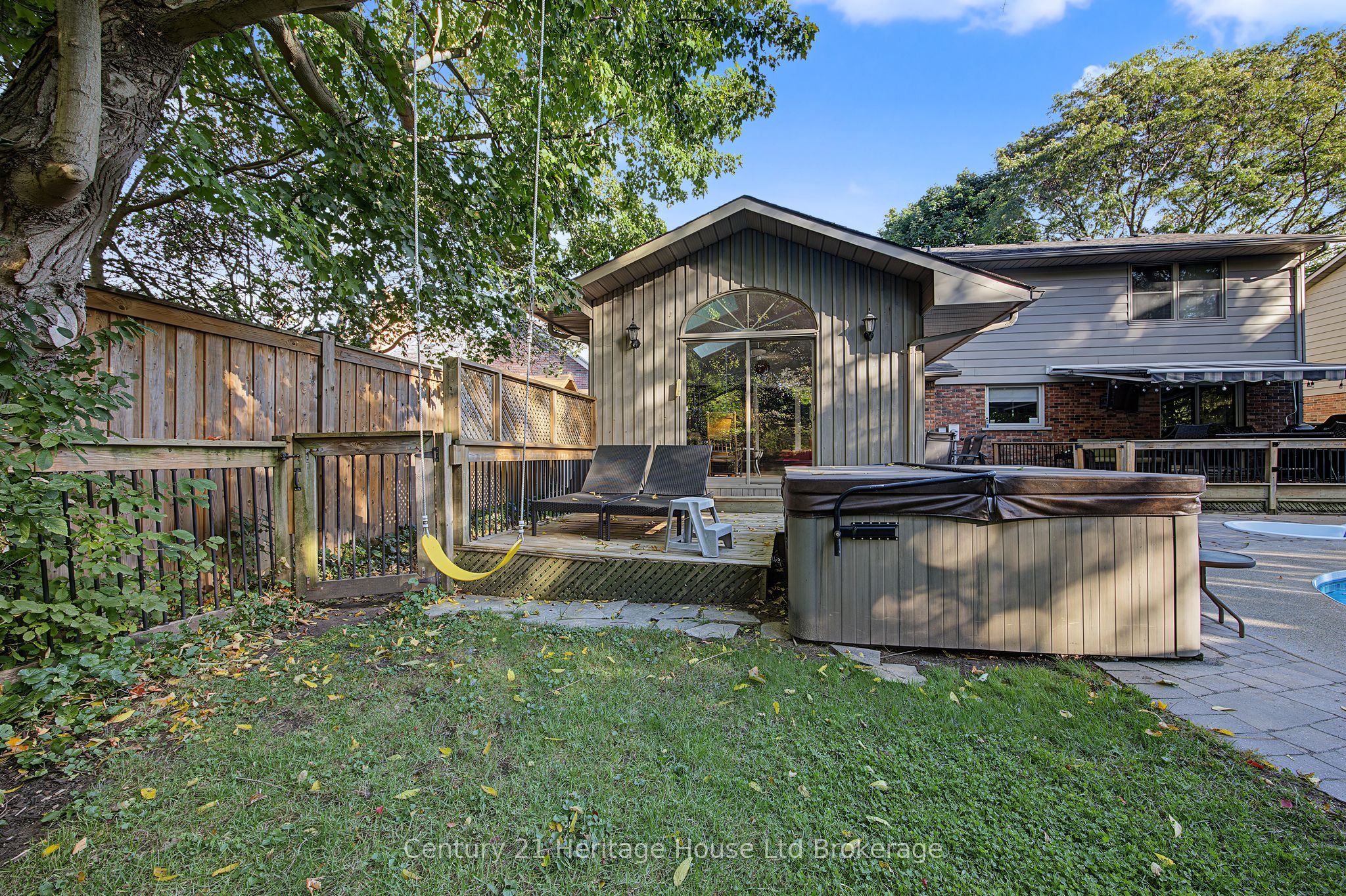 29 Devon Court Property Photo 29
