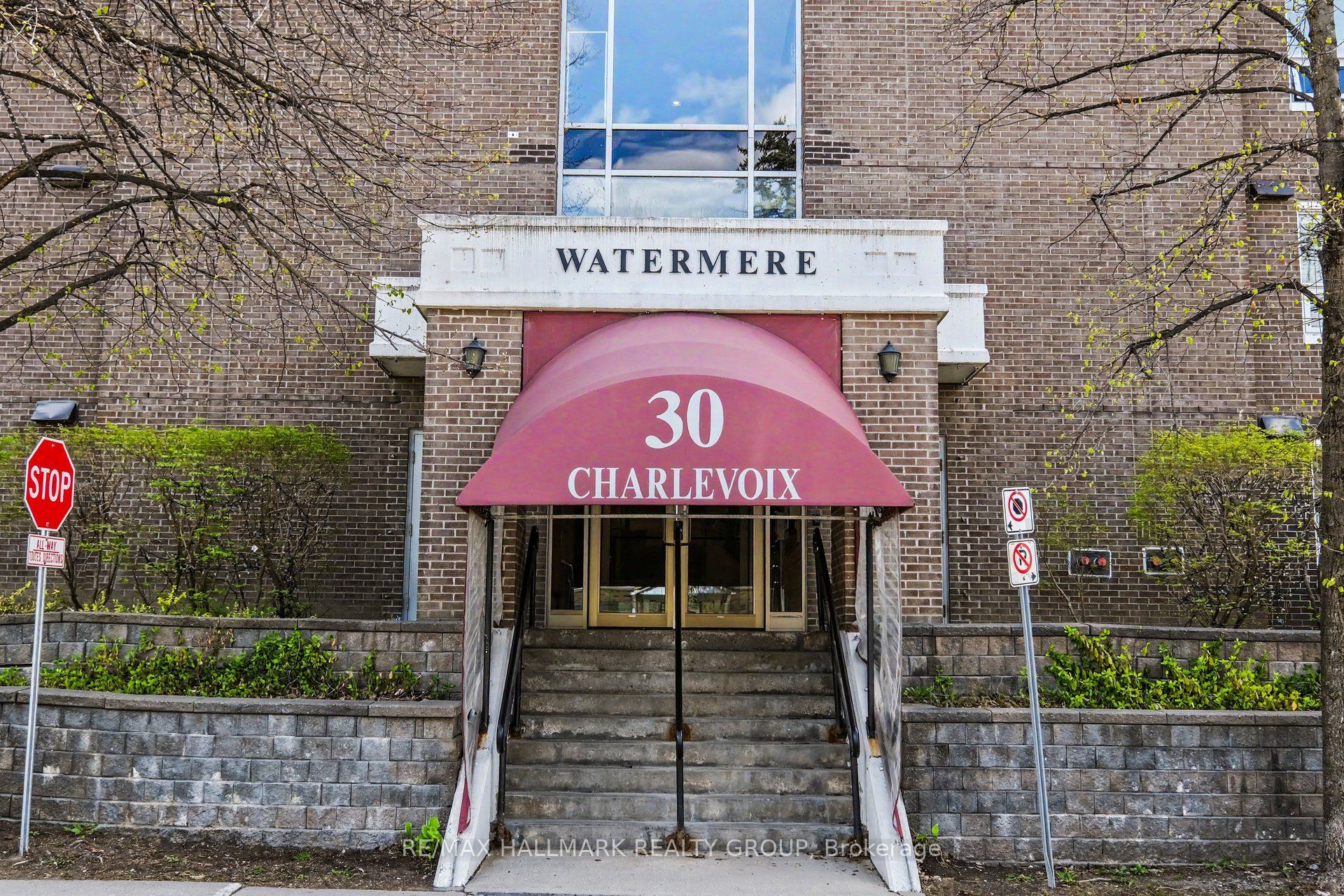30 Charlevoix Street 103 Property Photo 1