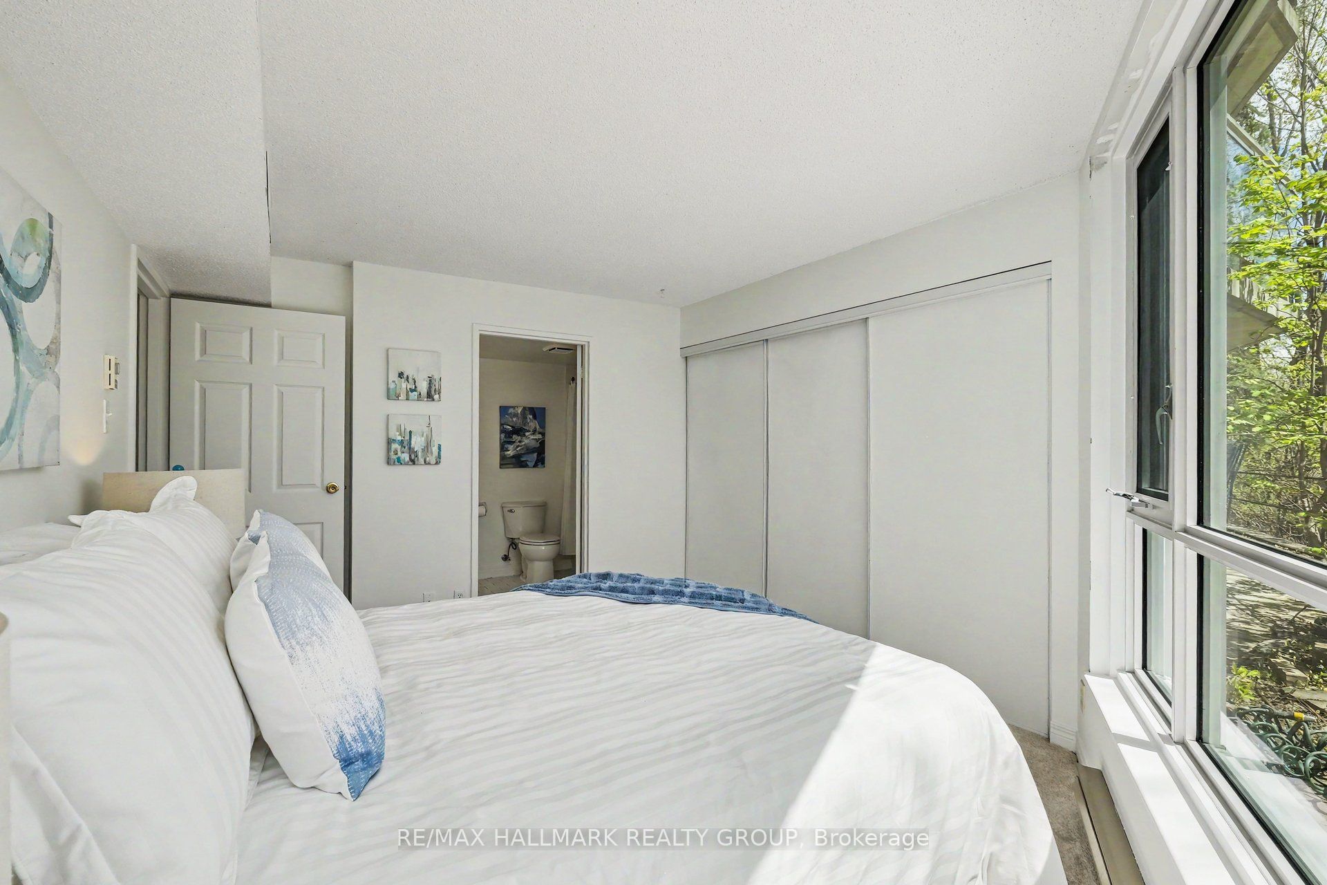30 Charlevoix Street 103 Property Photo 18