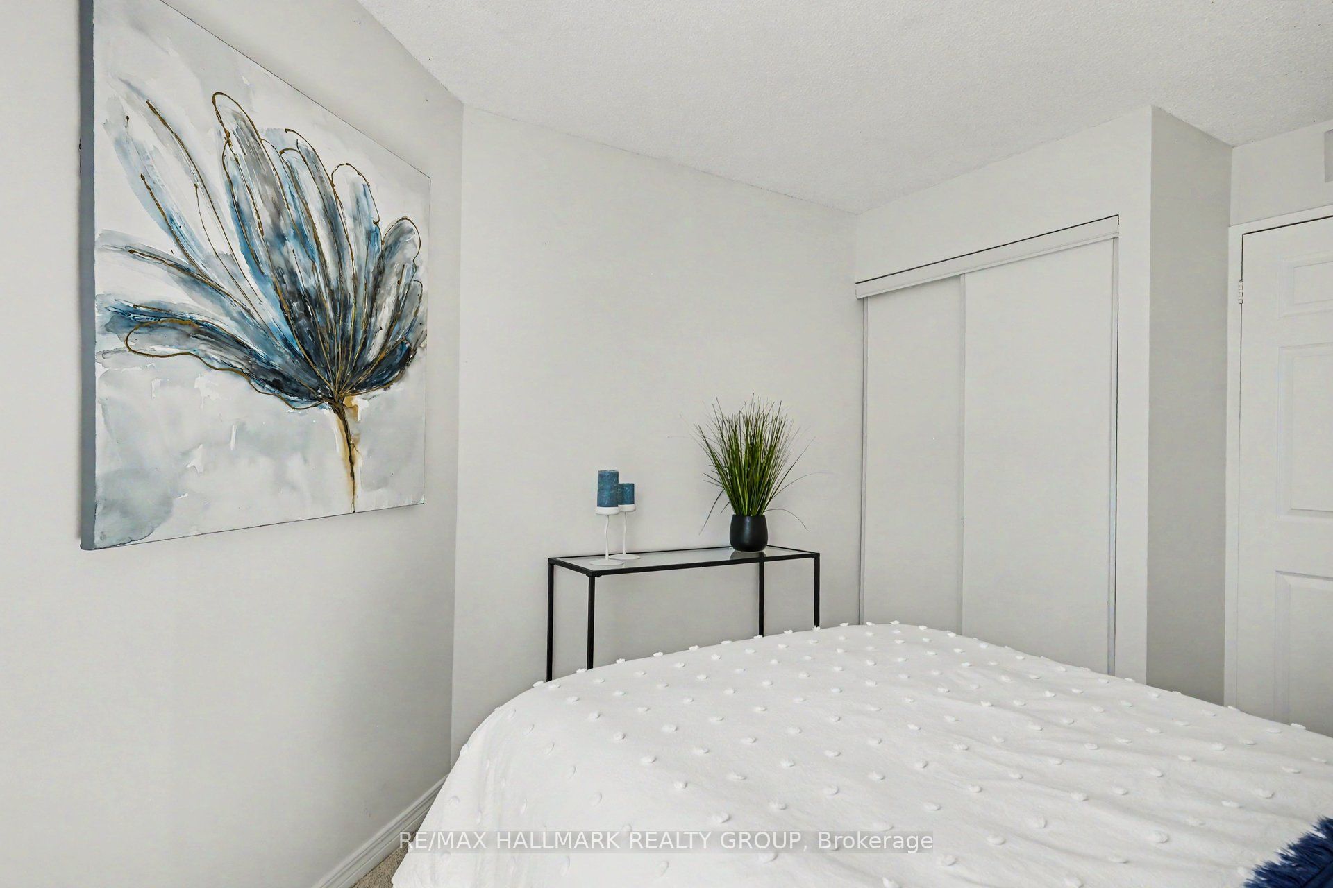 30 Charlevoix Street 103 Property Photo 21