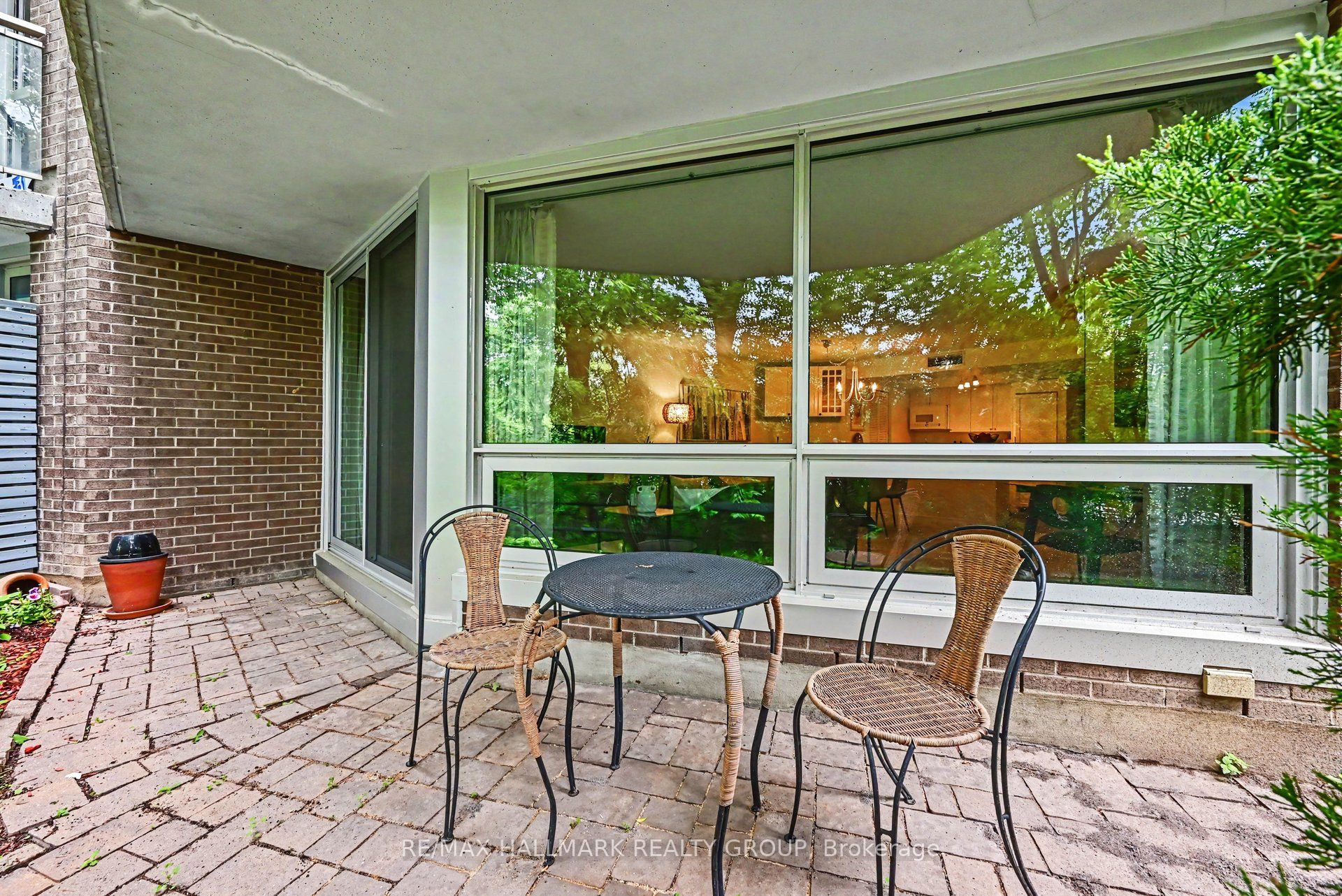 30 Charlevoix Street 103 Property Photo 25
