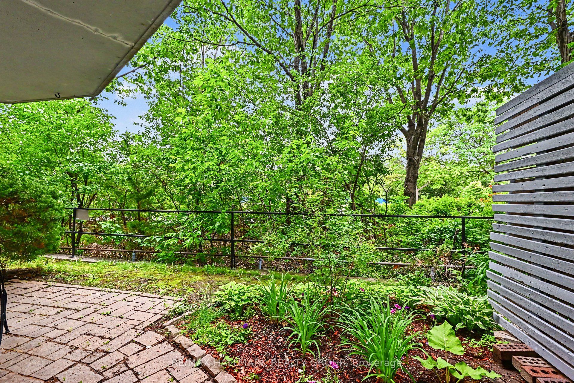 30 Charlevoix Street 103 Property Photo 26