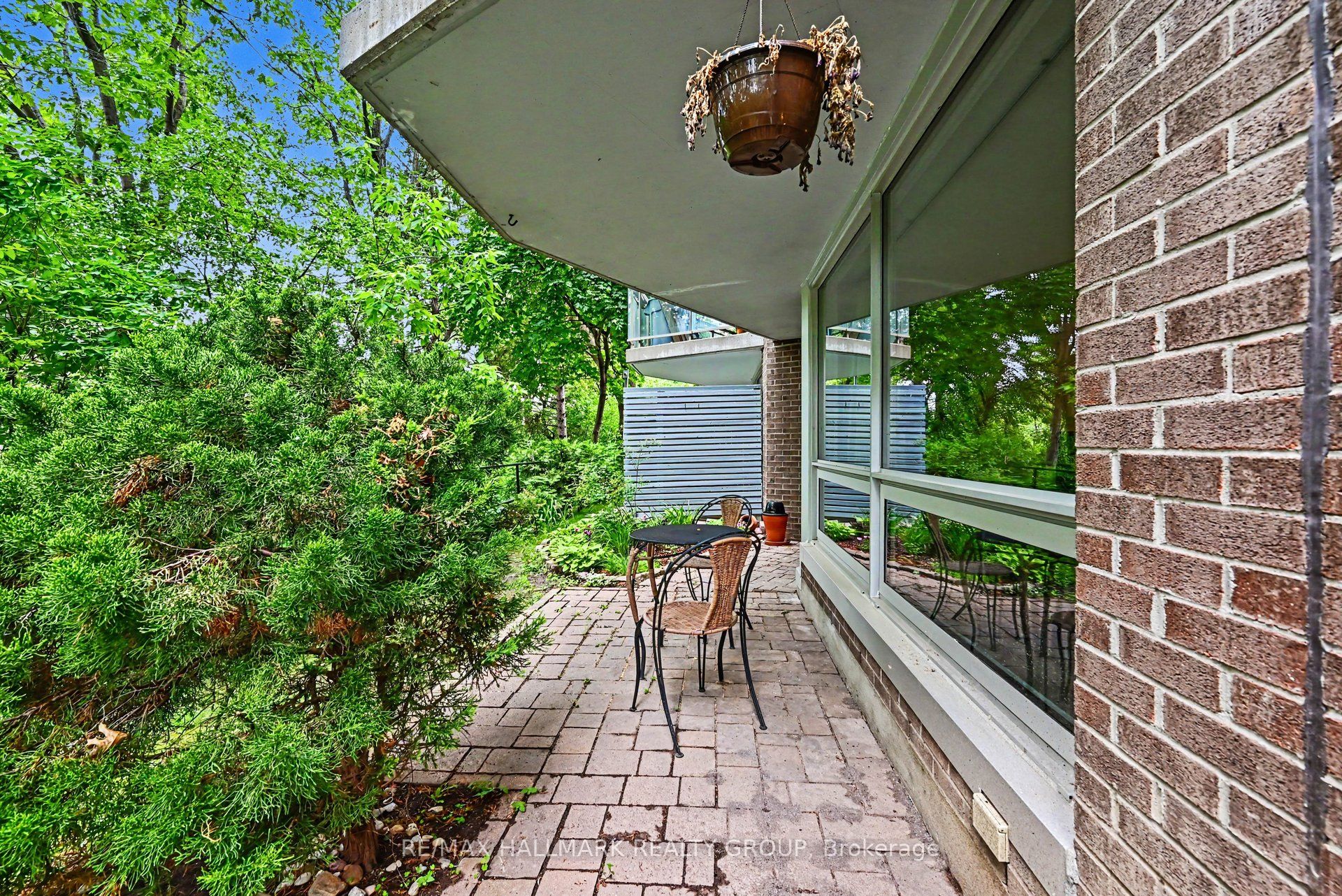 30 Charlevoix Street 103 Property Photo 27
