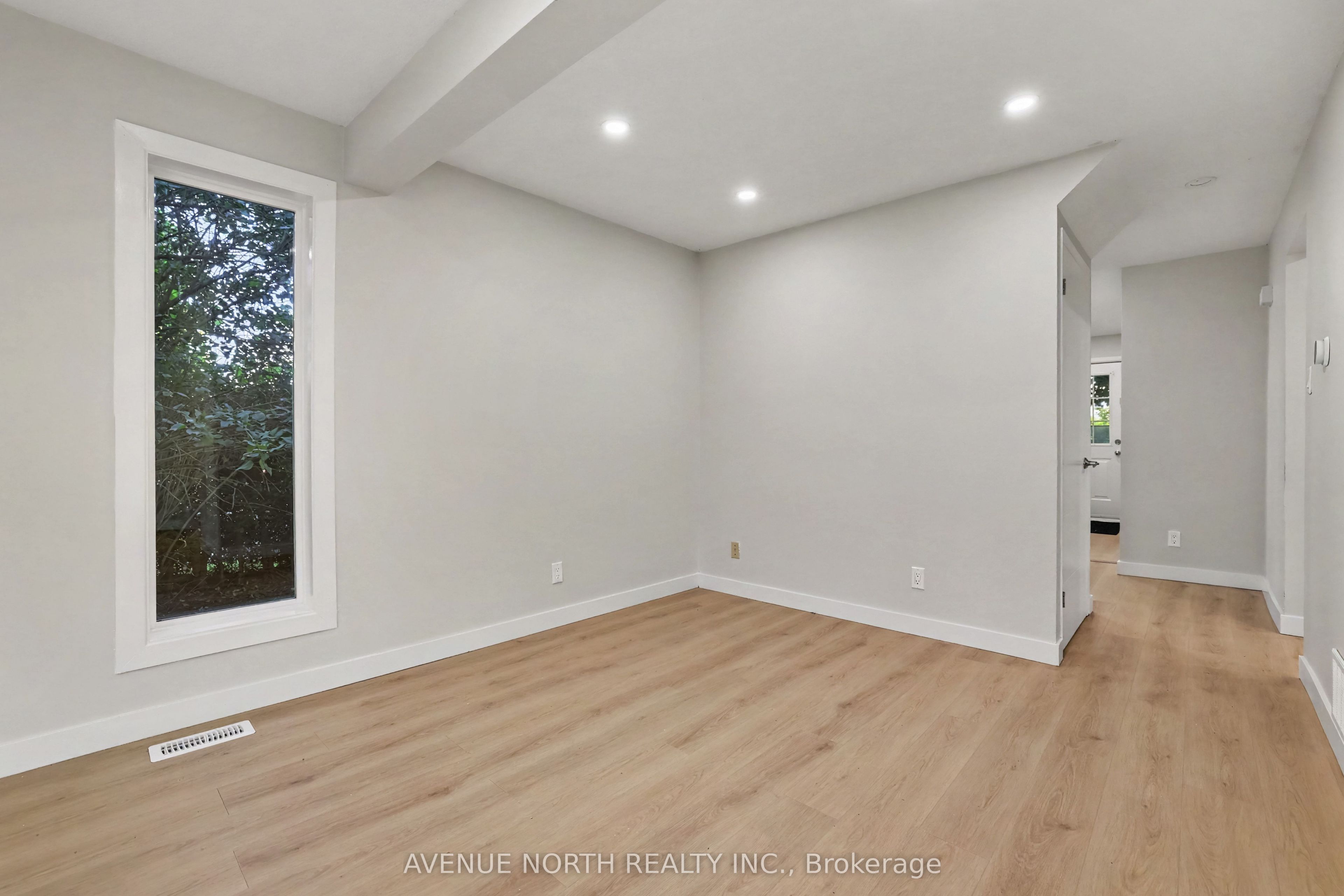85 Birmingham Private Property Photo 15