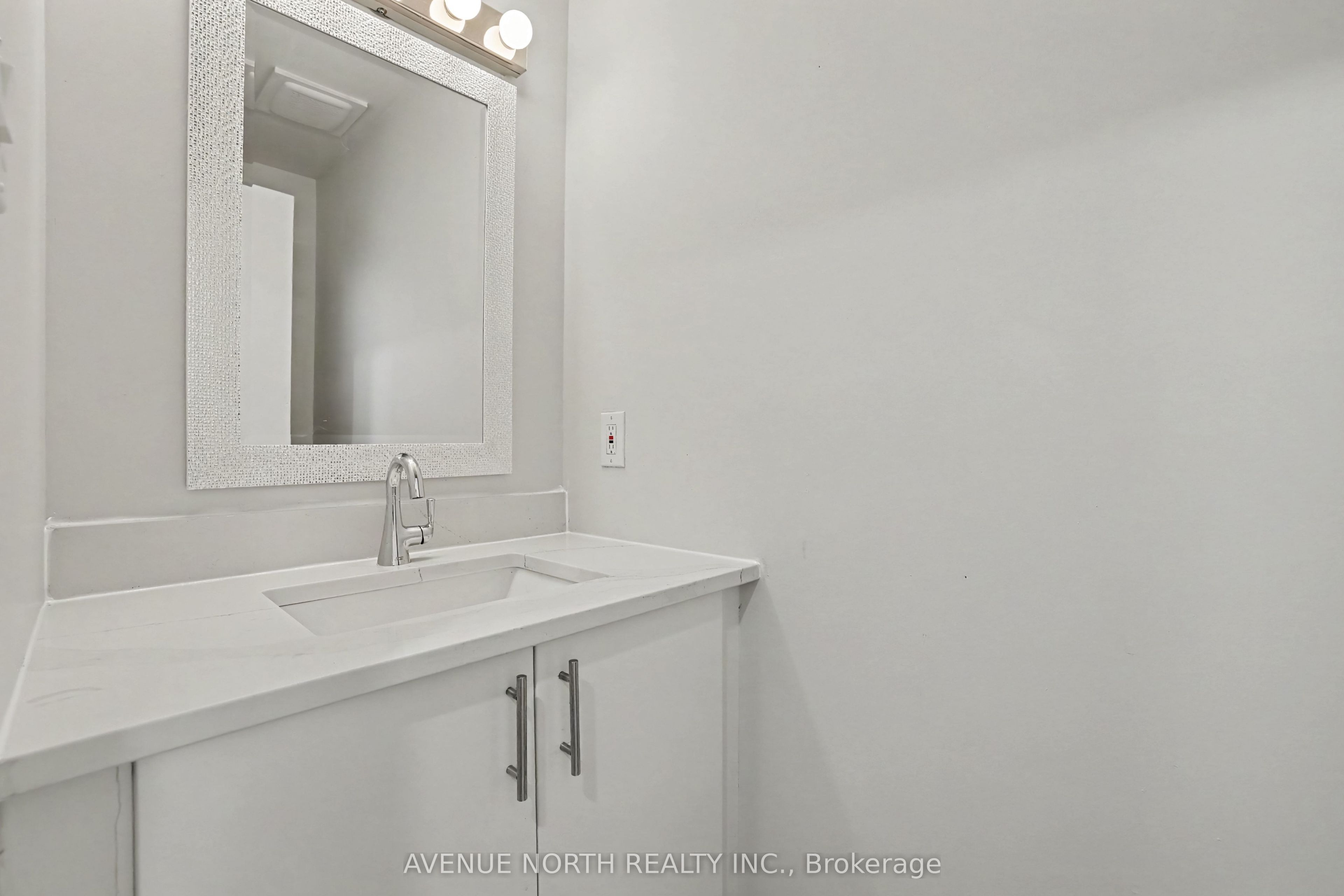 85 Birmingham Private Property Photo 17