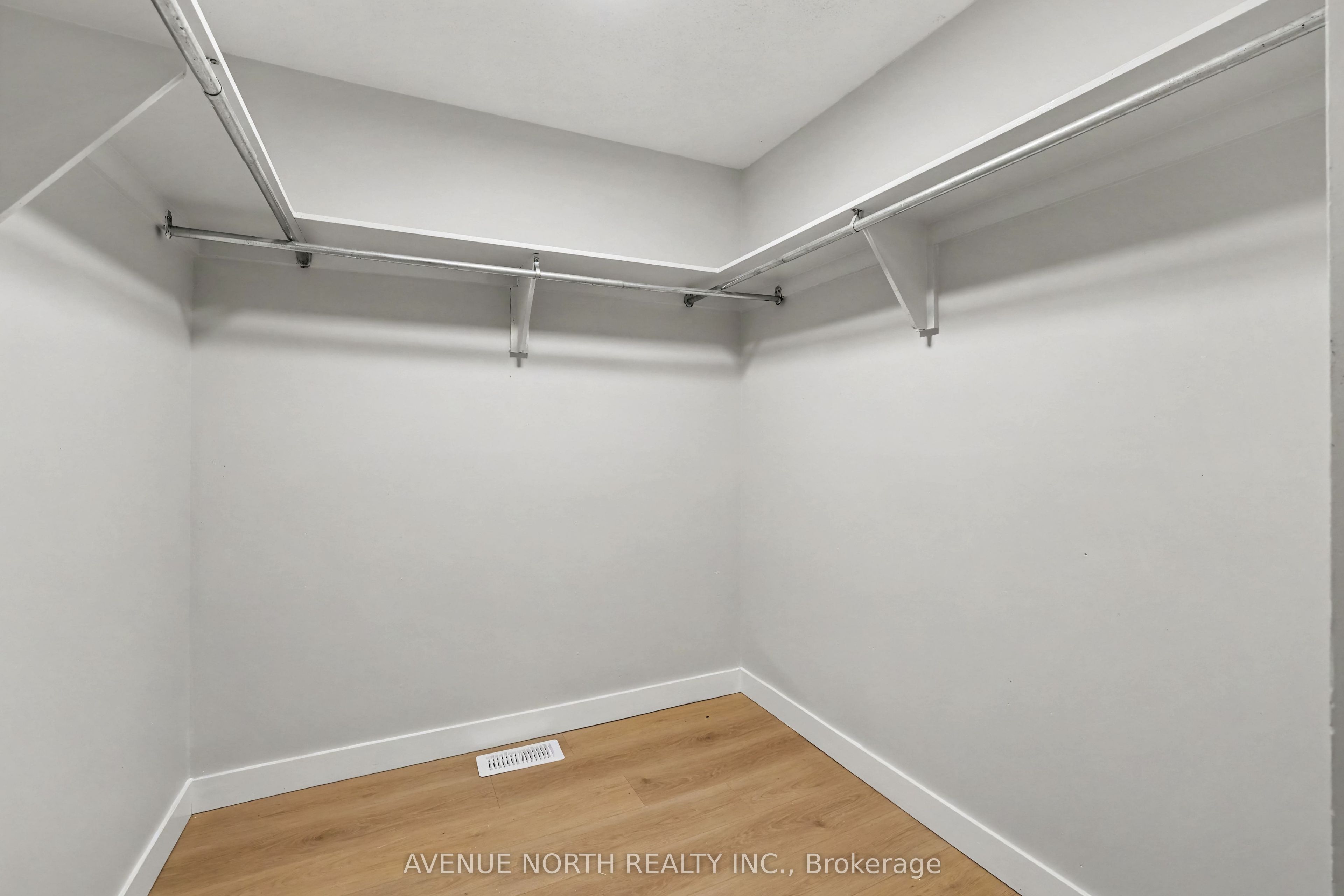 85 Birmingham Private Property Photo 18