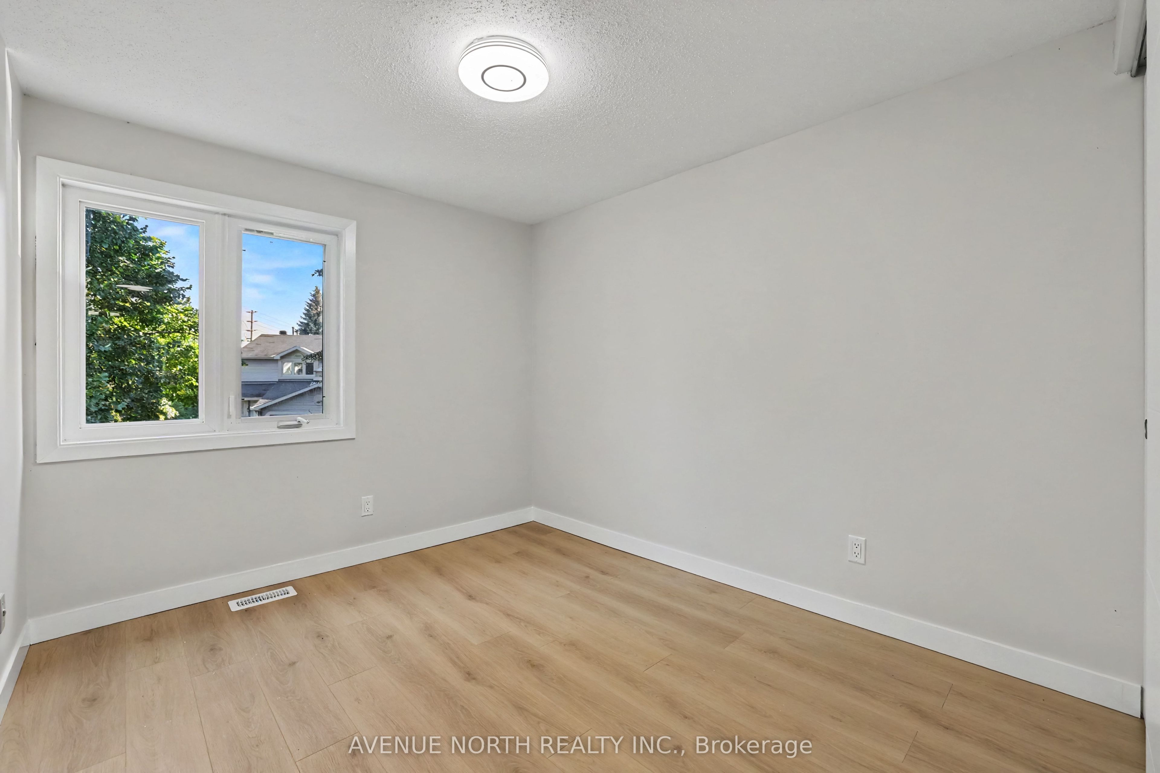 85 Birmingham Private Property Photo 23