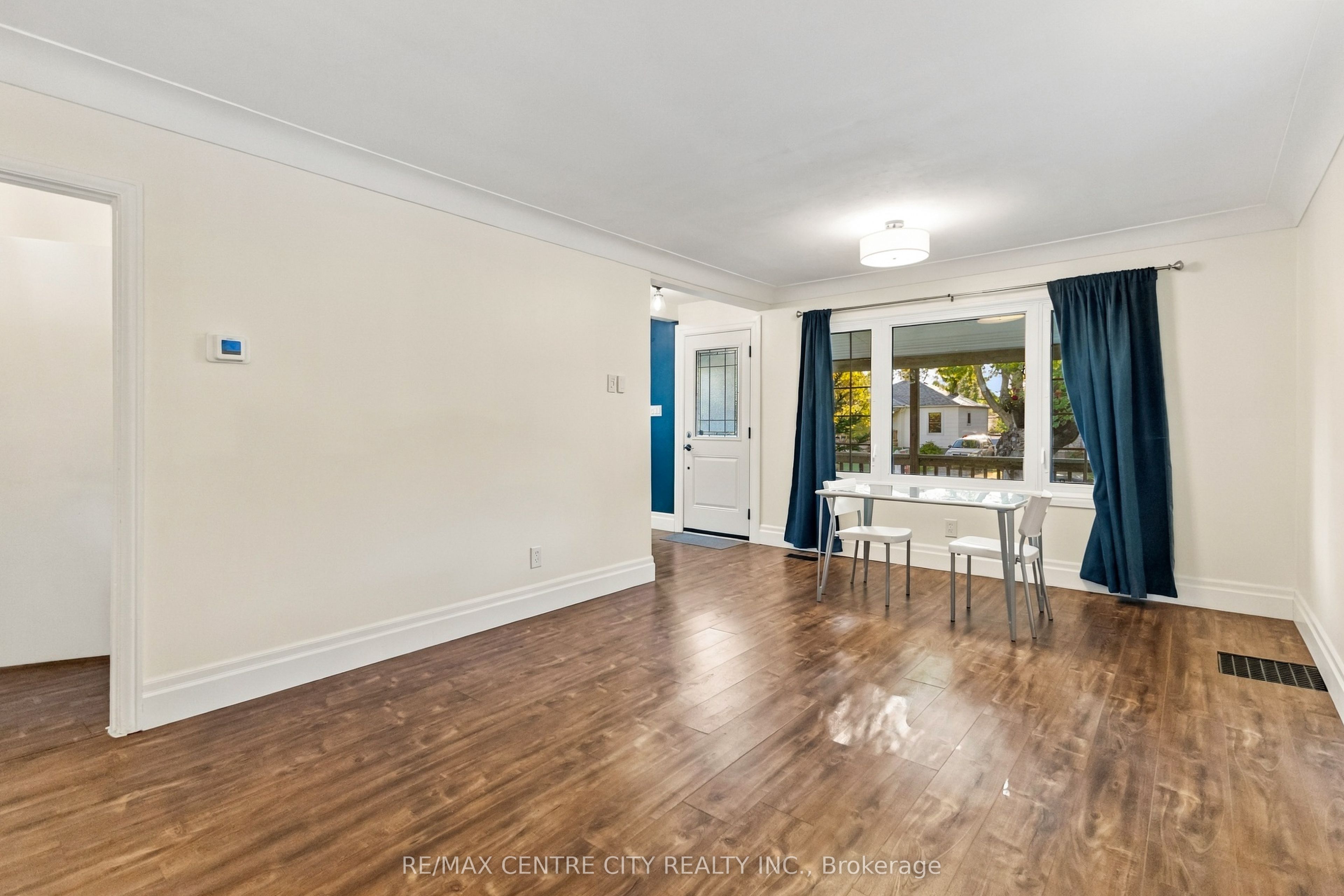 794 Strand Street Property Photo 5