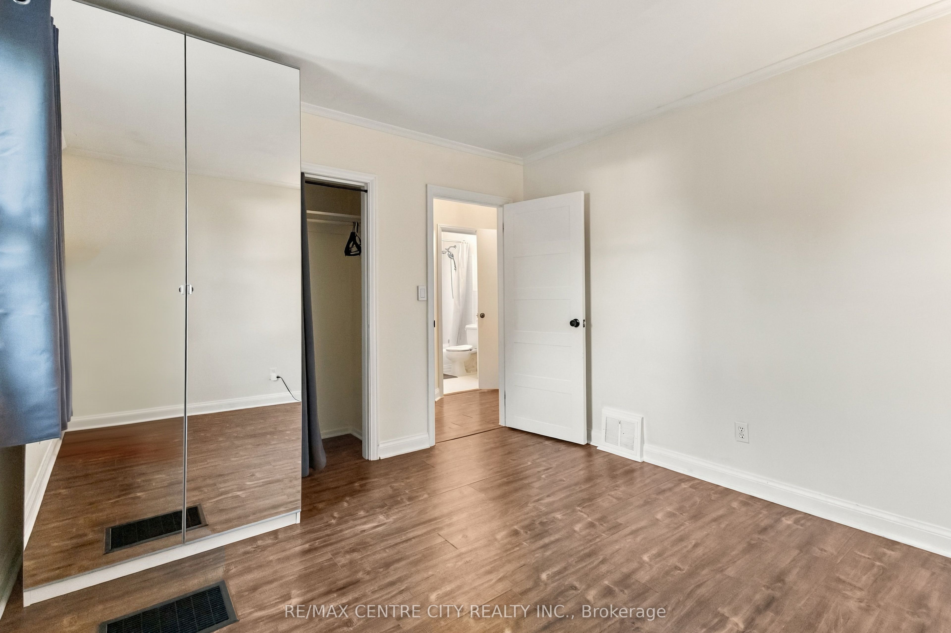 794 Strand Street Property Photo 13
