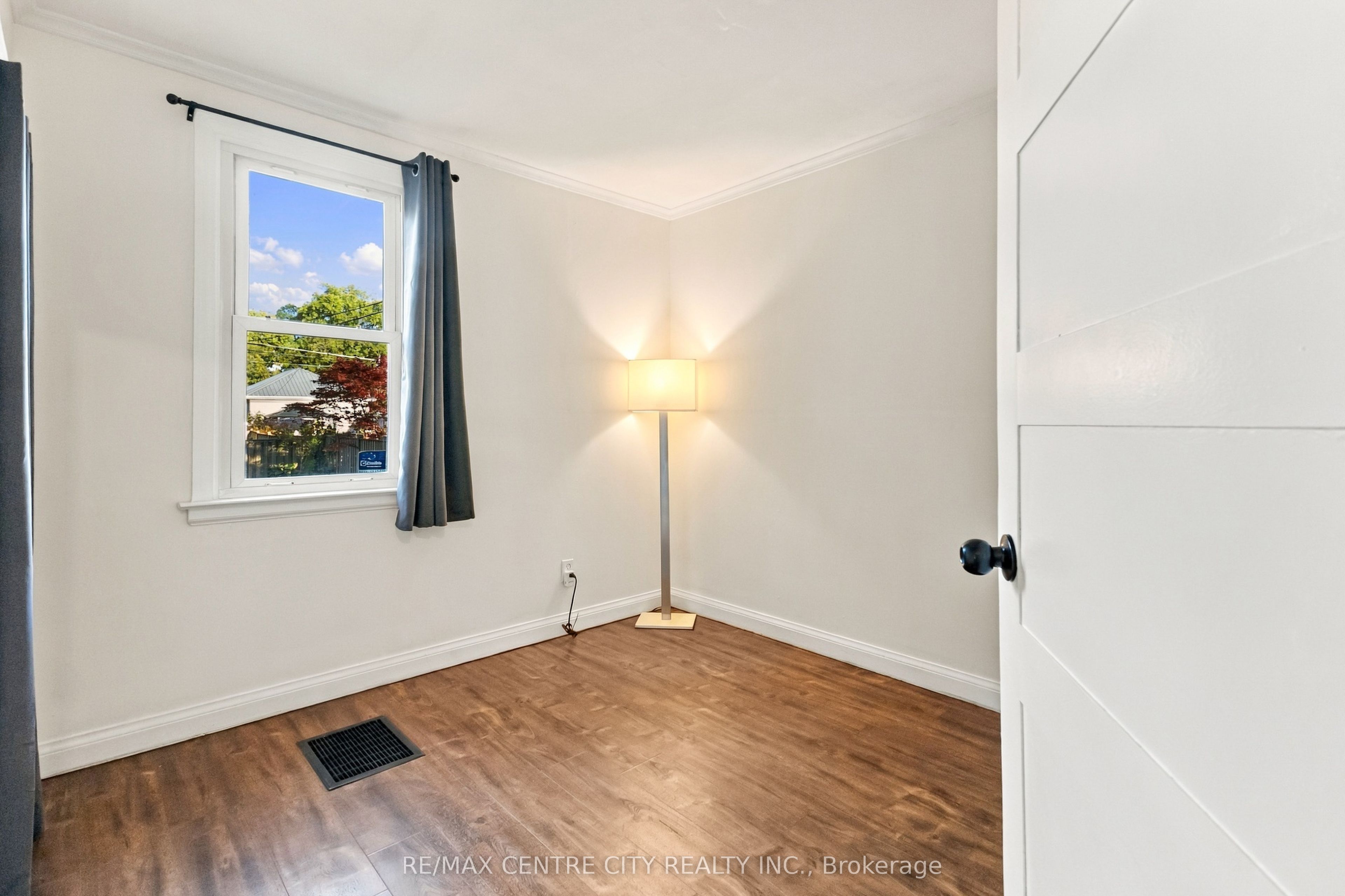 794 Strand Street Property Photo 14