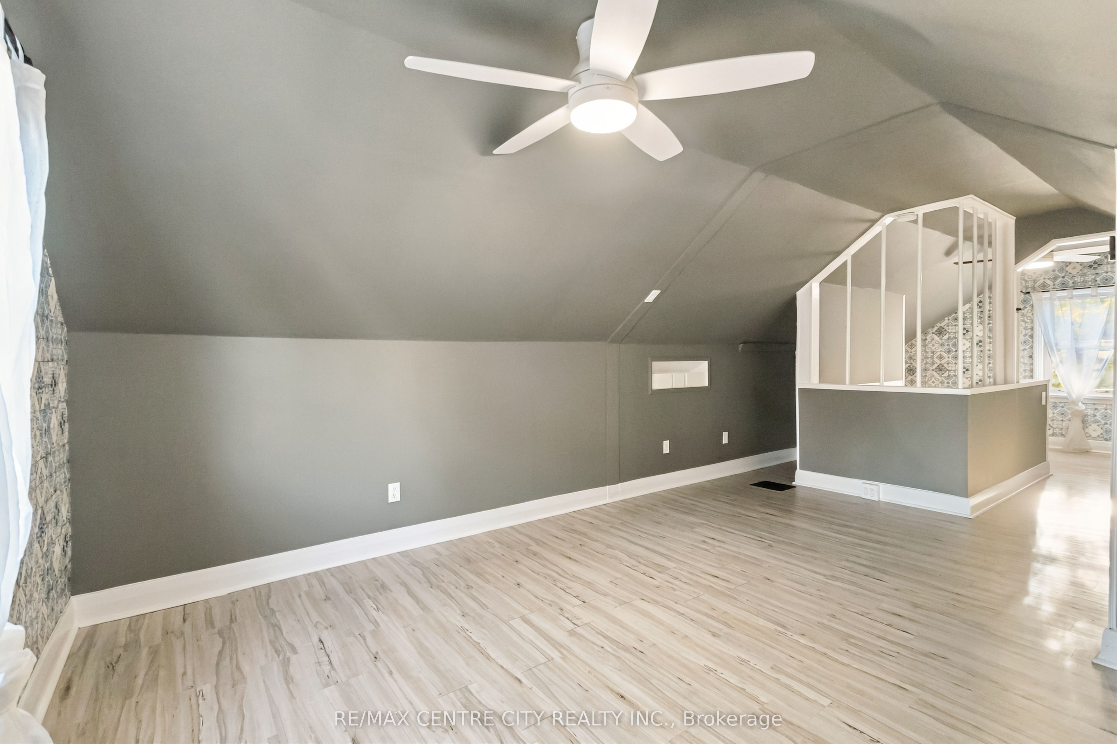 794 Strand Street Property Photo 22