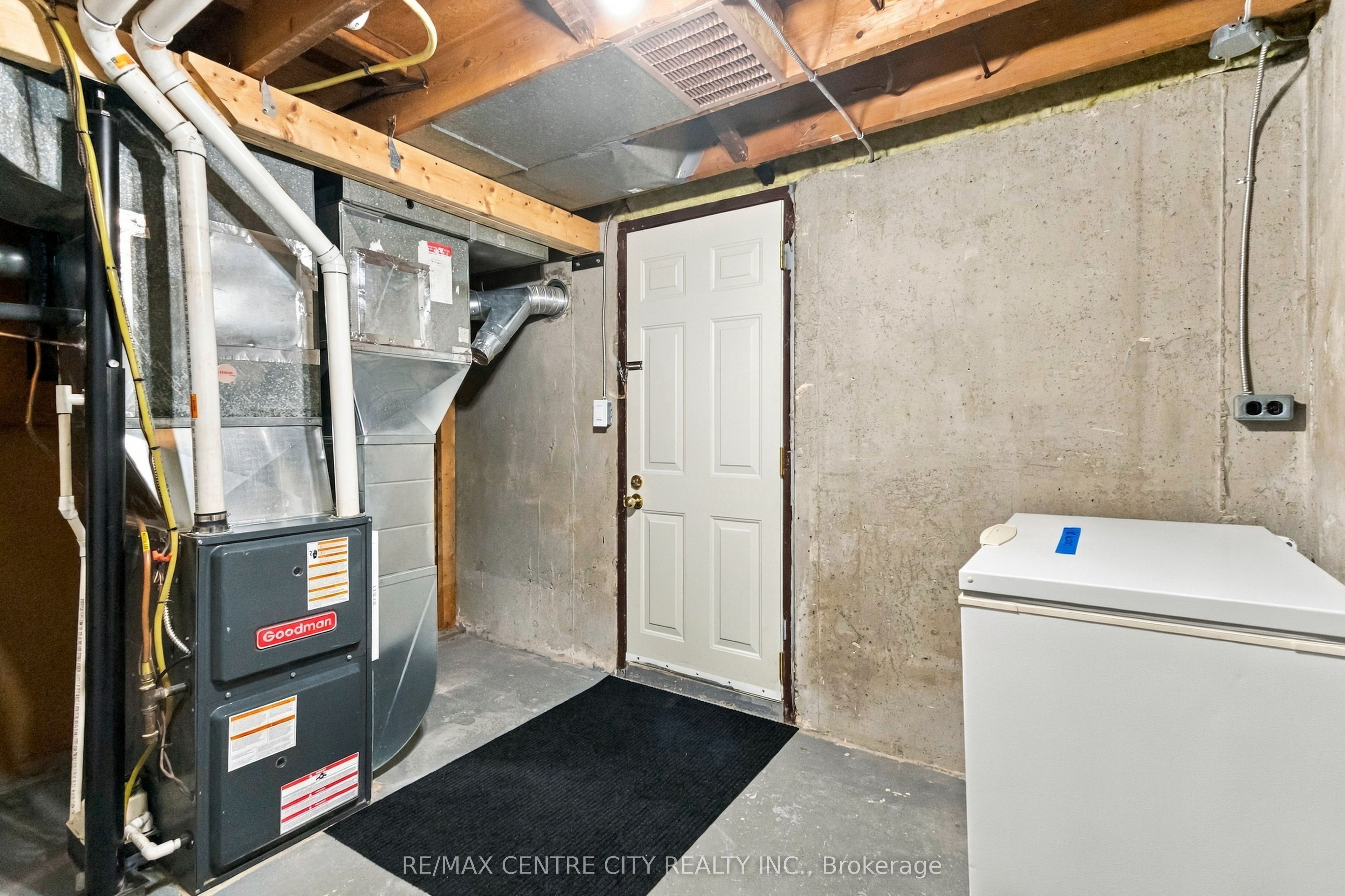 794 Strand Street Property Photo 35