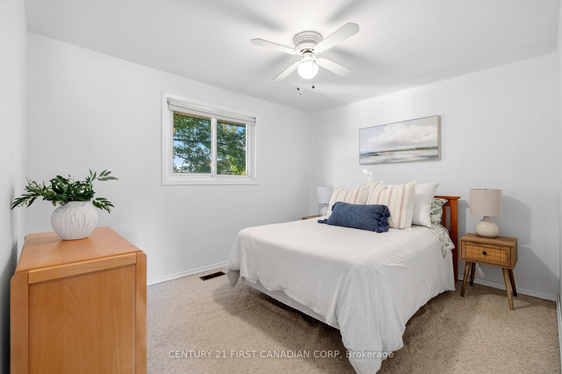 32831 Richmond Street Property Photo 12