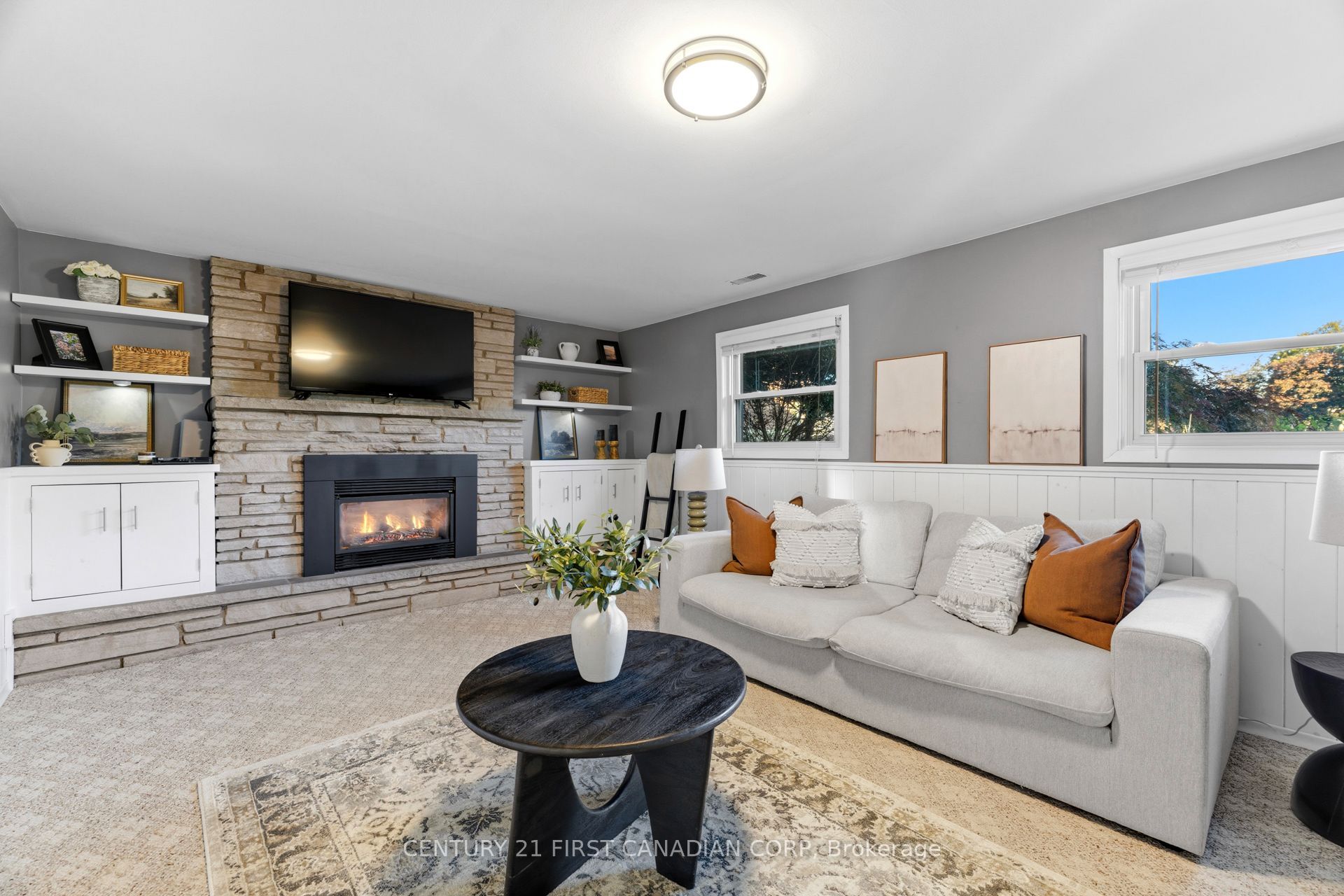 32831 Richmond Street Property Photo 16