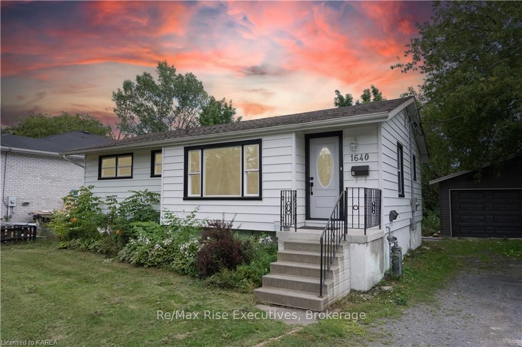 1640 Mary Street Property Photo 1
