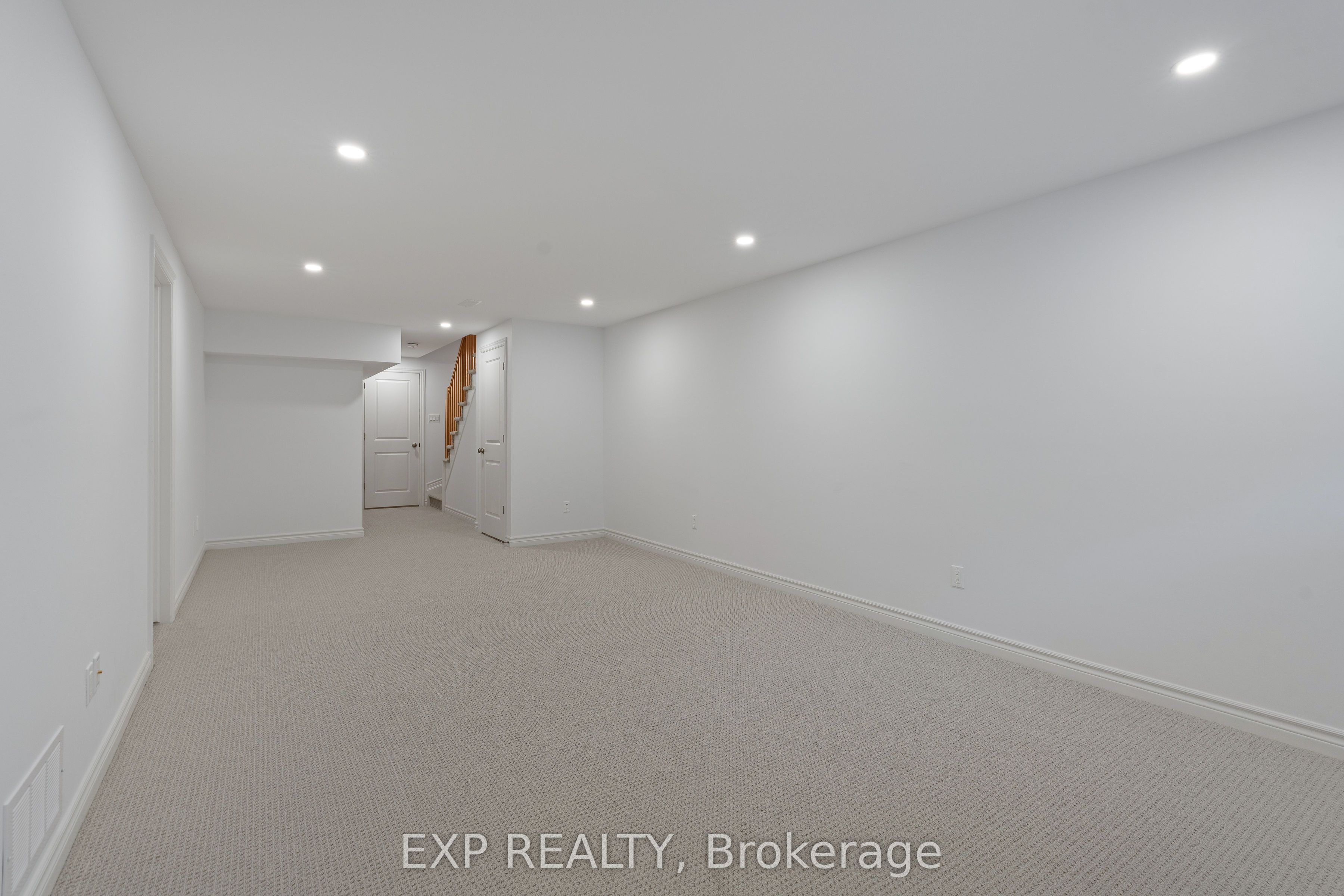 677 Cordelette Circle Property Photo 27