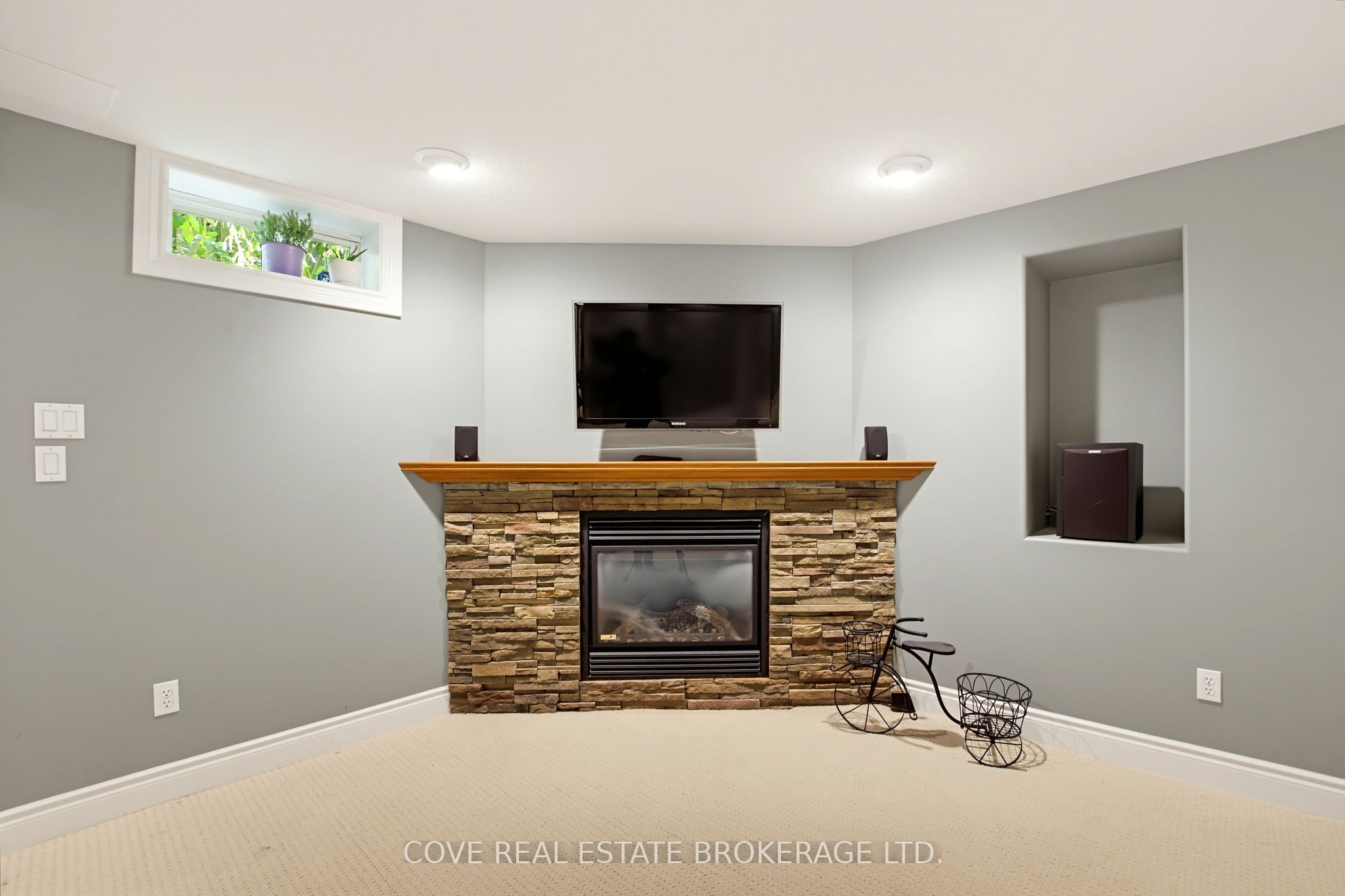 91 Sunnyside Drive Property Photo 36