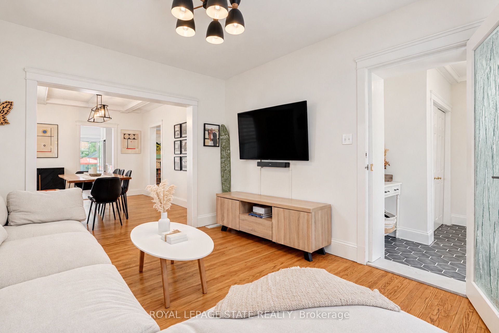 175 Rosslyn Avenue S Property Photo 10