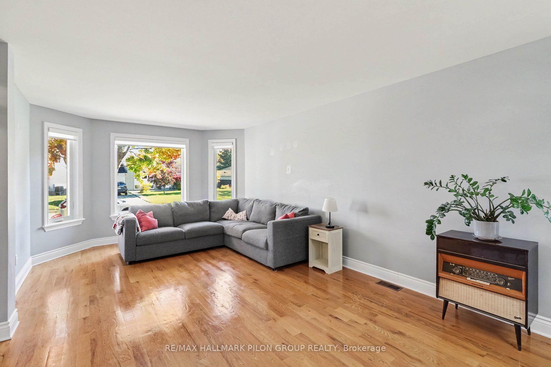 1452 Charlebois Avenue Property Photo 3