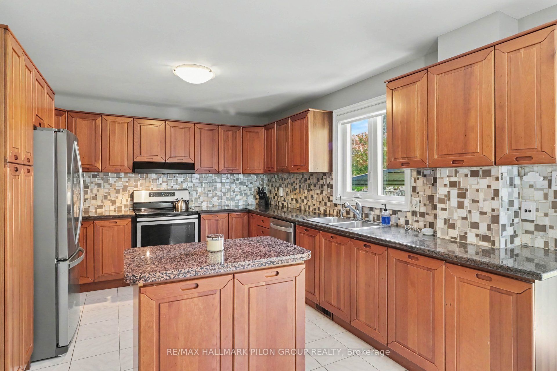 1452 Charlebois Avenue Property Photo 7