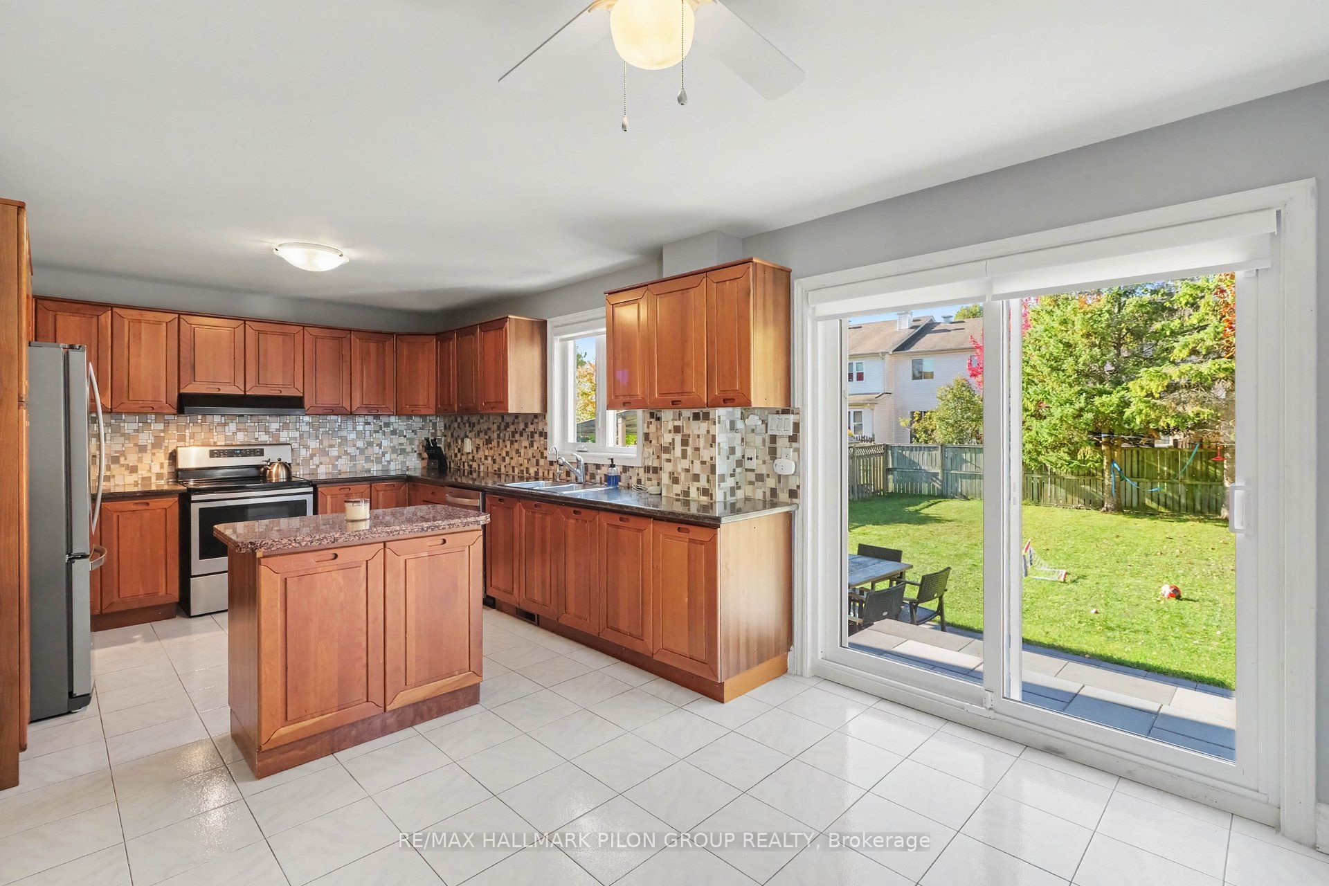 1452 Charlebois Avenue Property Photo 8