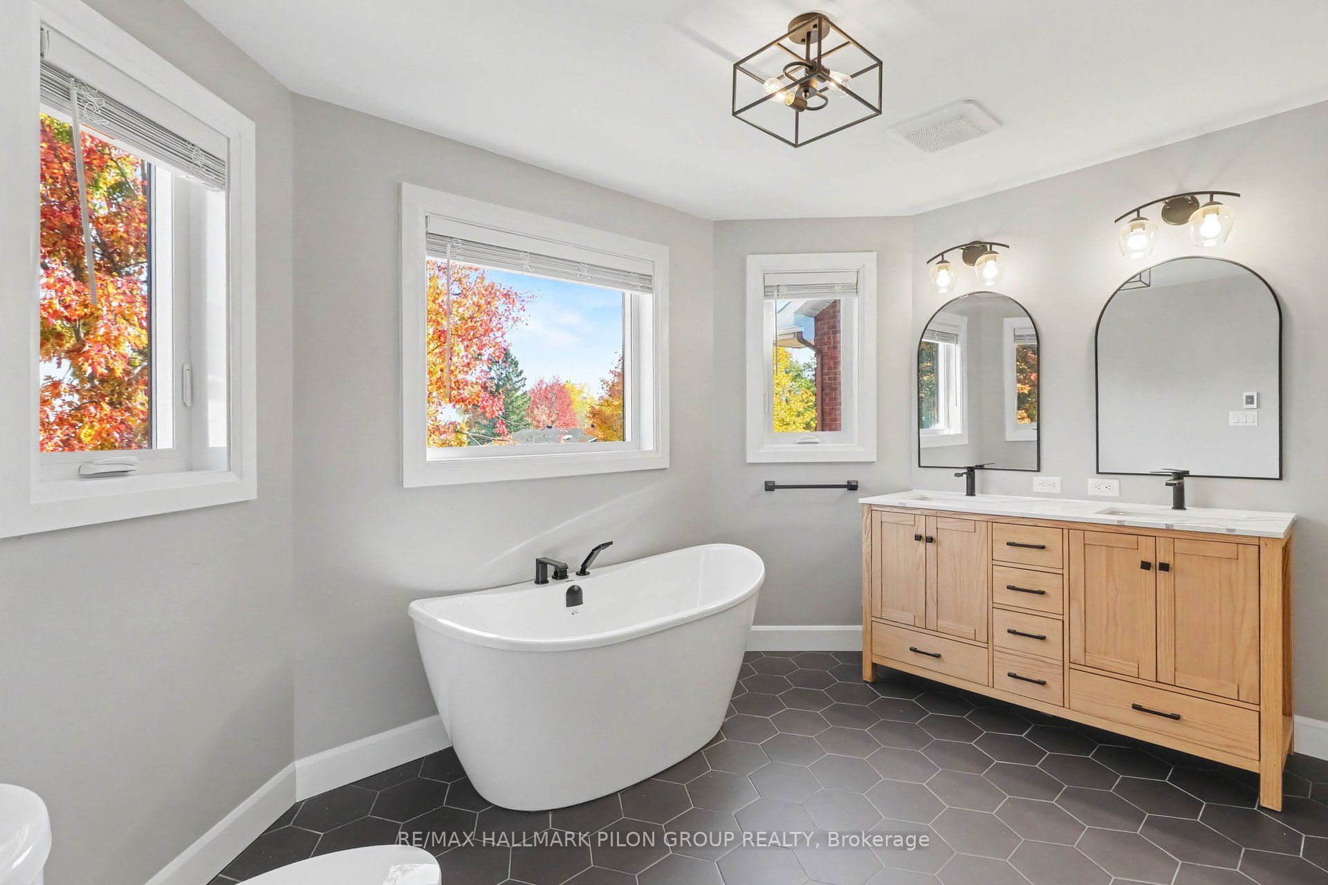 1452 Charlebois Avenue Property Photo 17