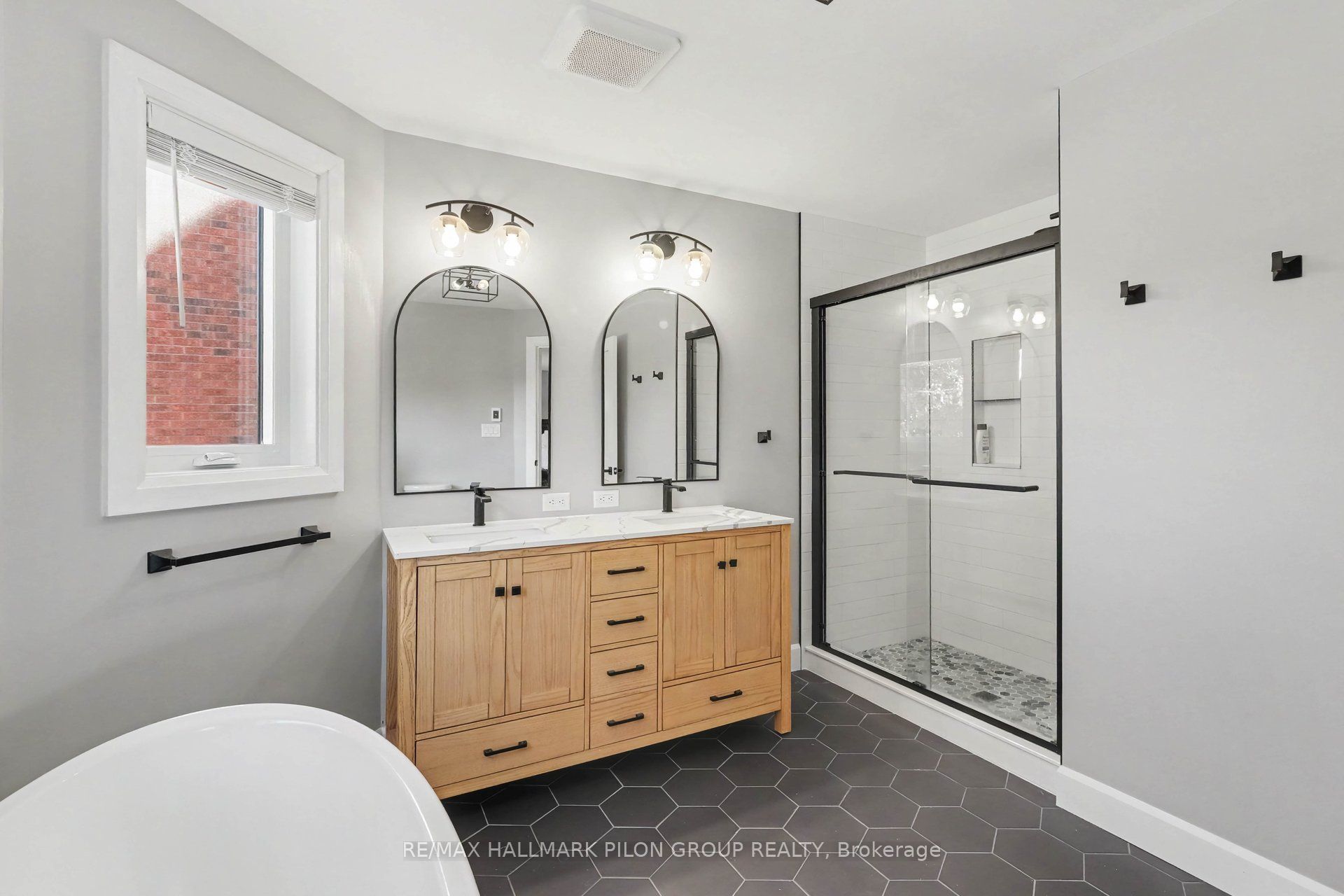 1452 Charlebois Avenue Property Photo 18
