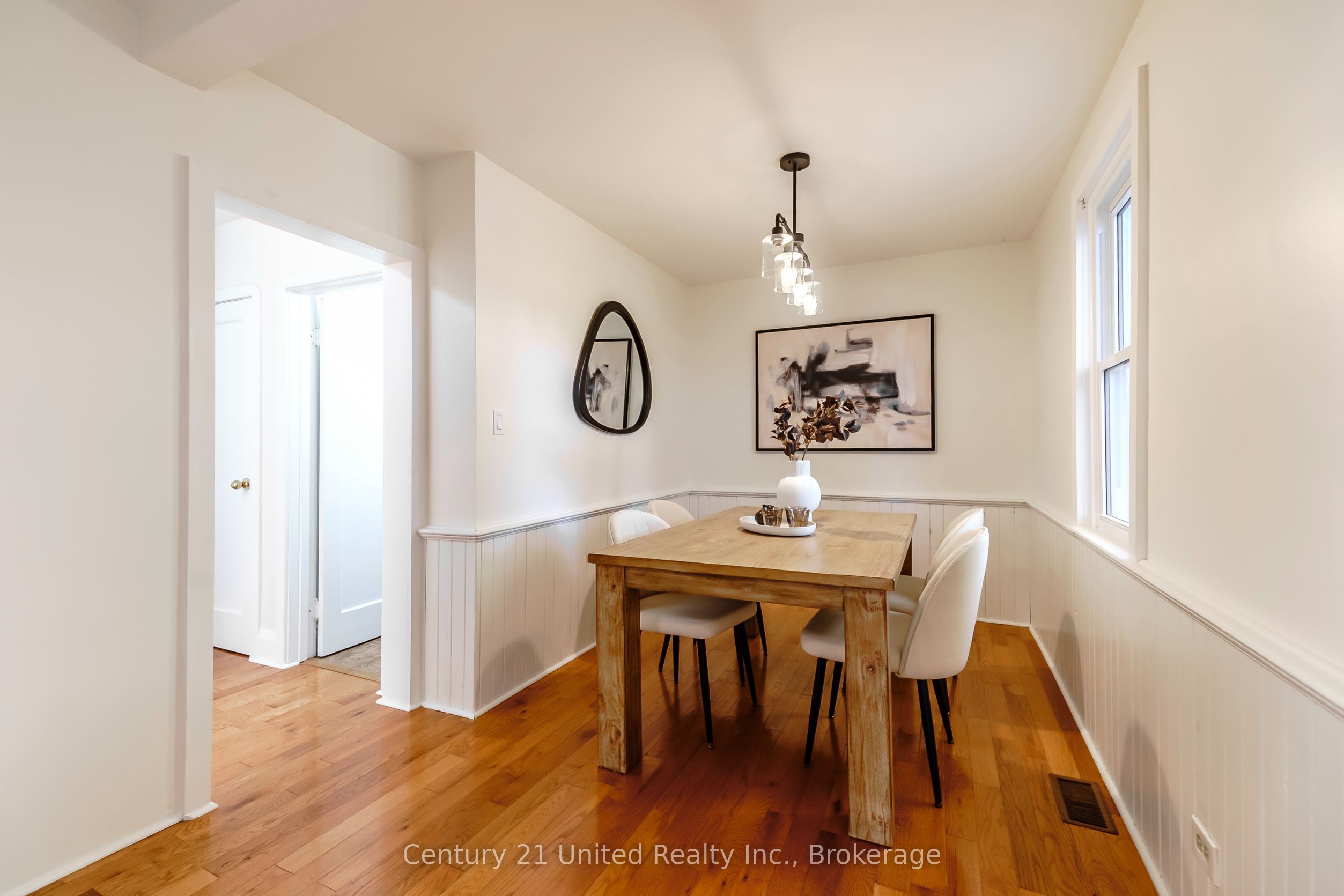 750 Curtis Road Property Photo 16