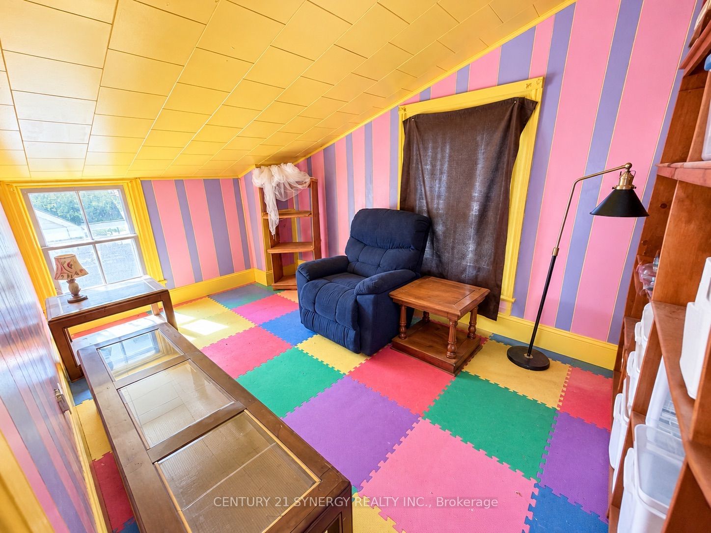 15 Strathcona Street Property Photo 38