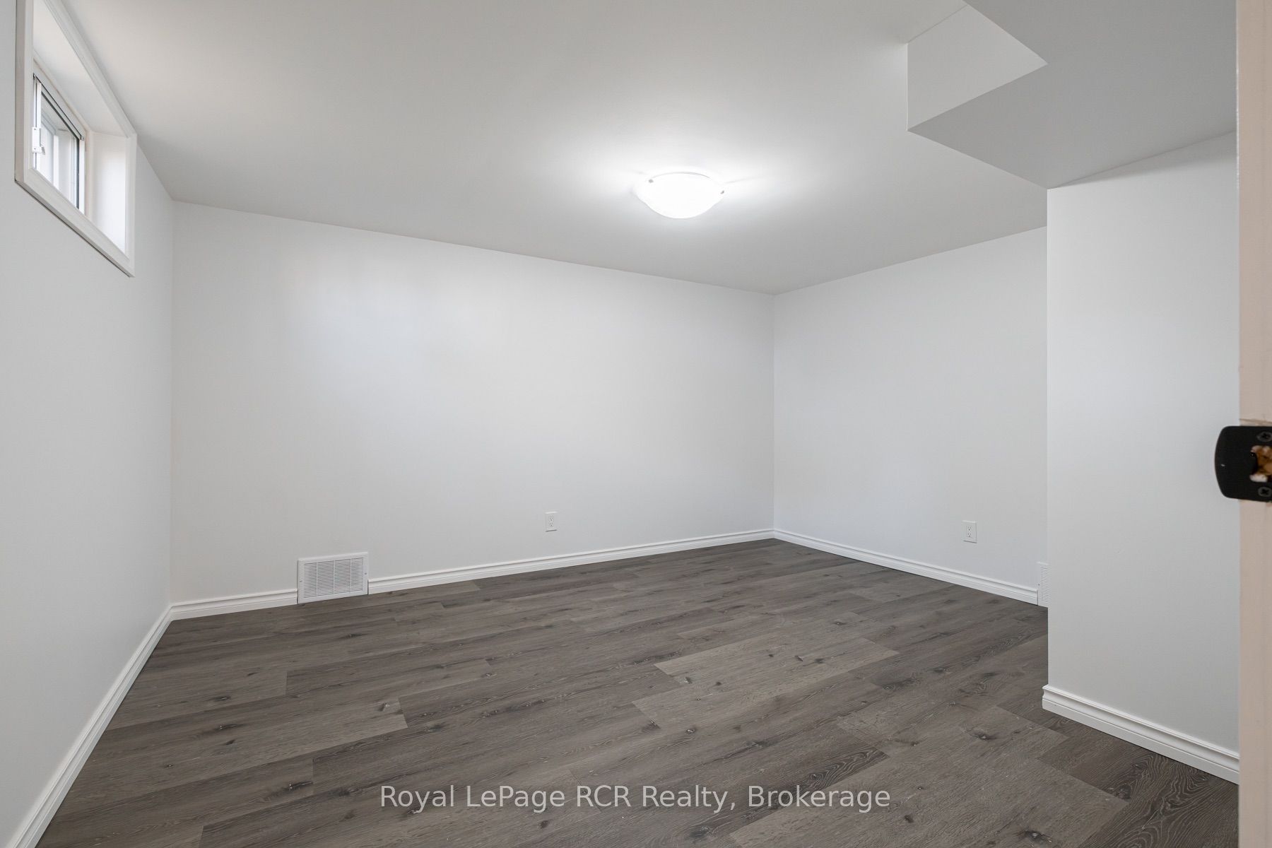 330 Melvin Avenue Property Photo 18